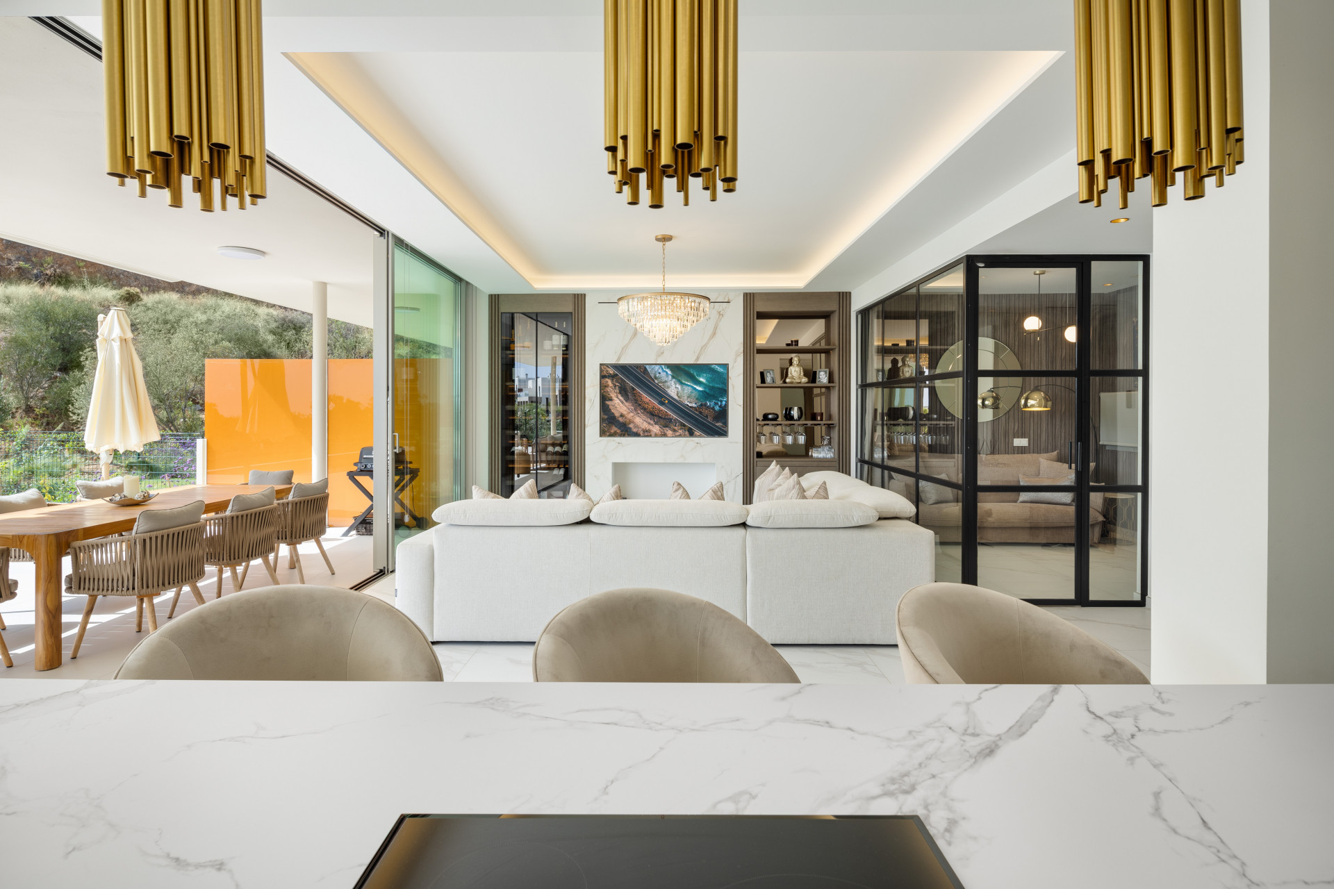 New Luxurious 3-Bedroom Apartment with Sea & Mountain Views in Reserva del Higuerón