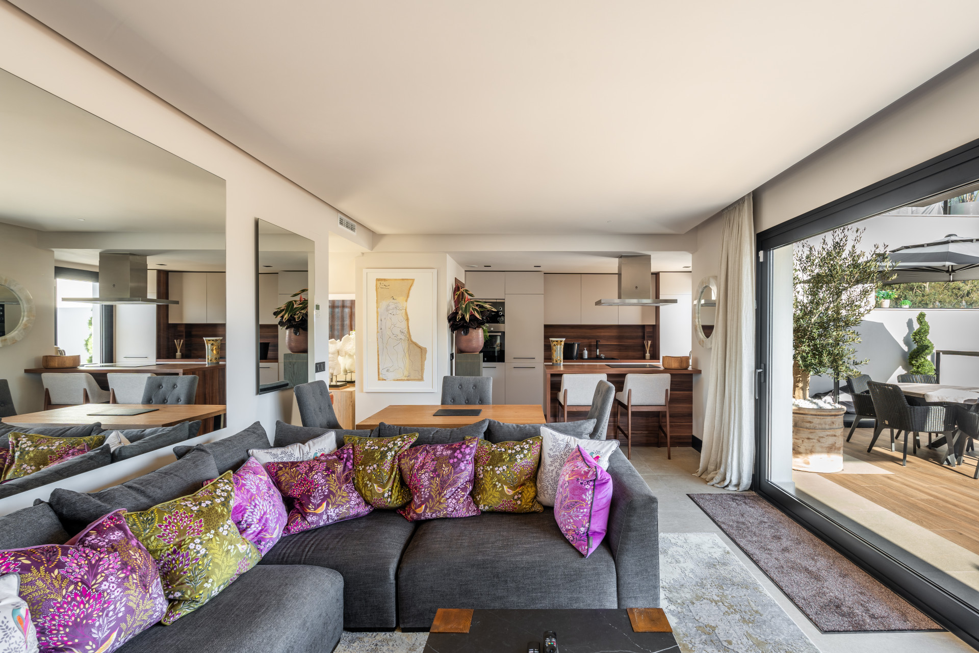 Apartment in Nueva Andalucia, Marbella