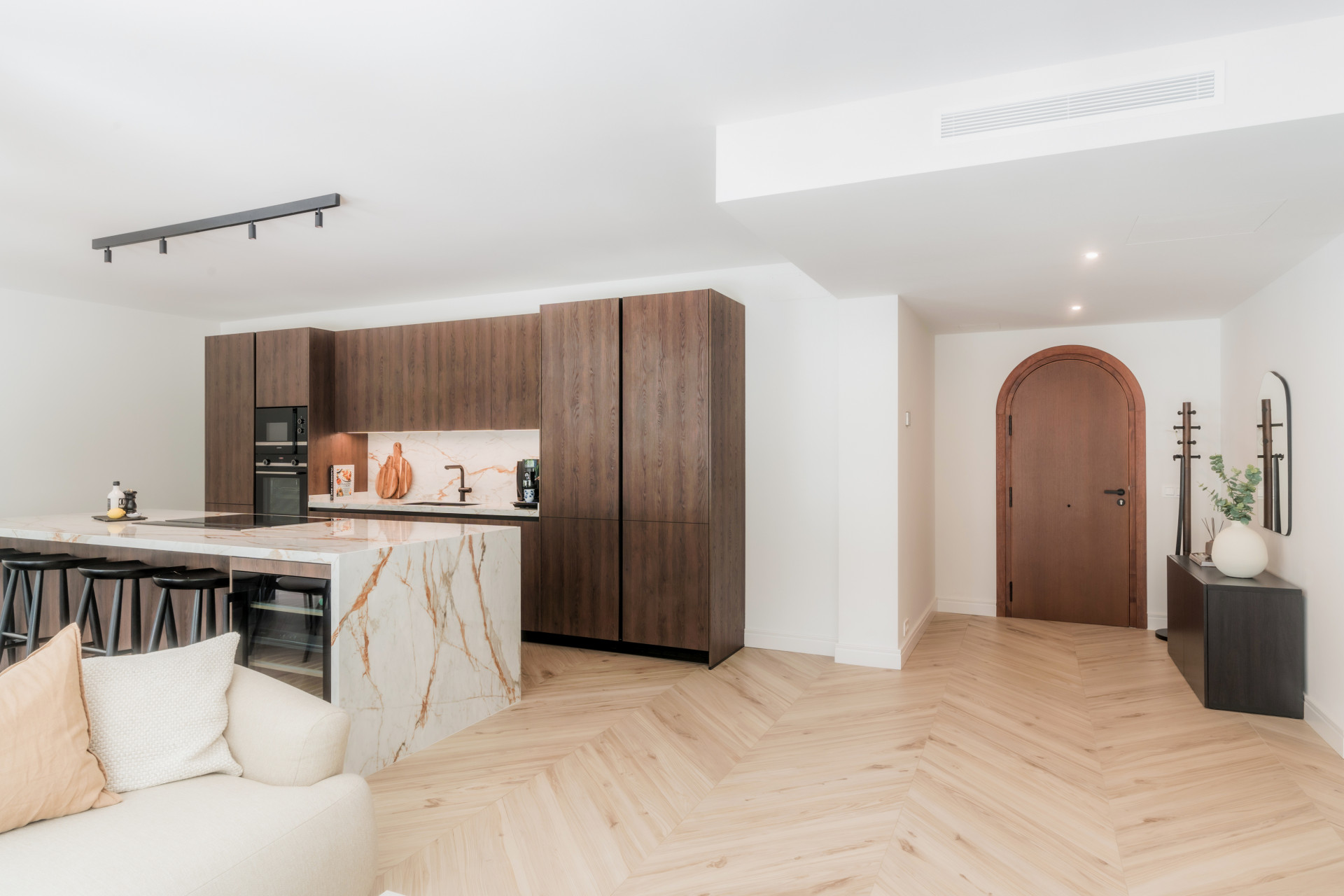 Apartamento en planta baja en Milla de Oro, Marbella