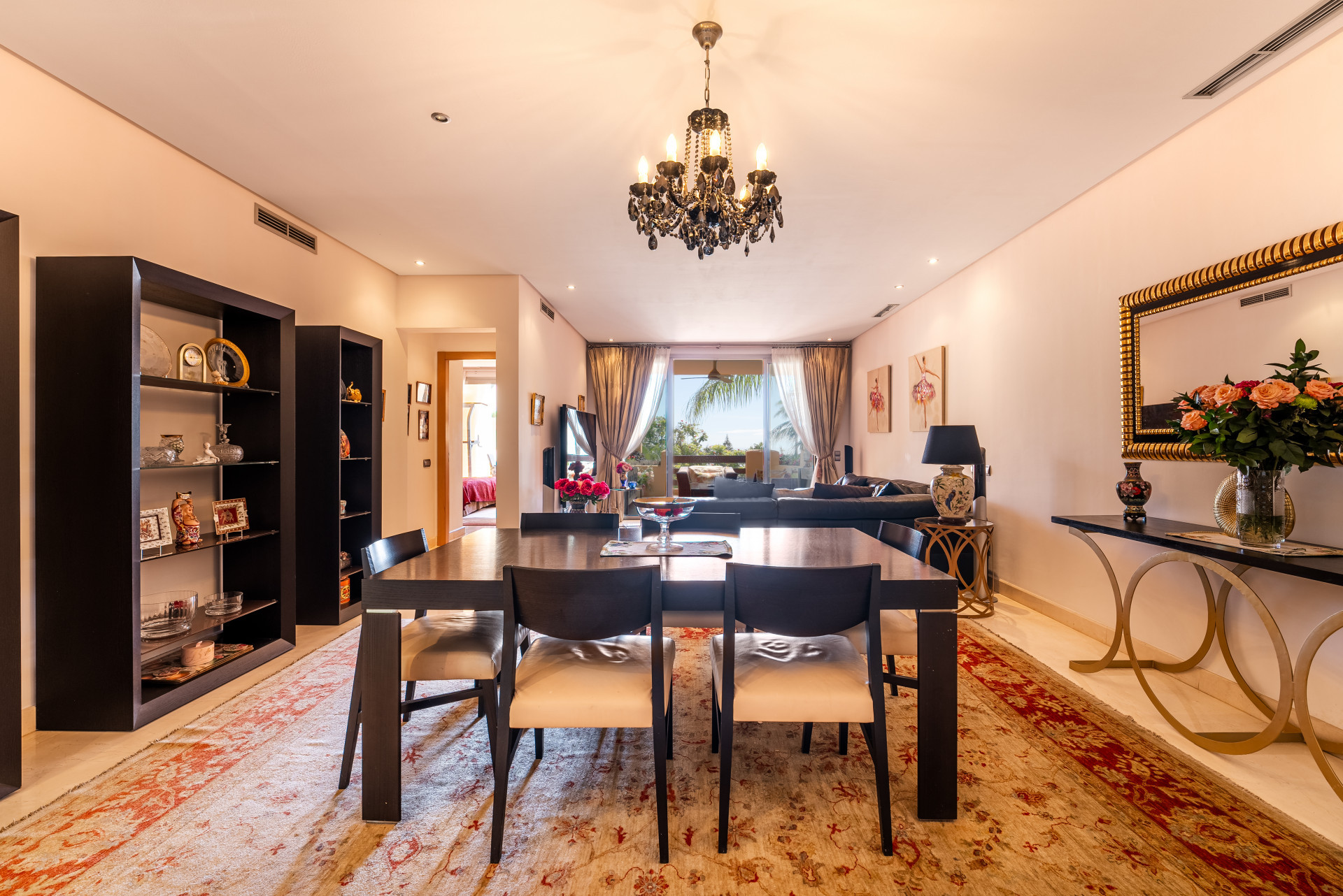 Apartment in Golden Mile, Marbella