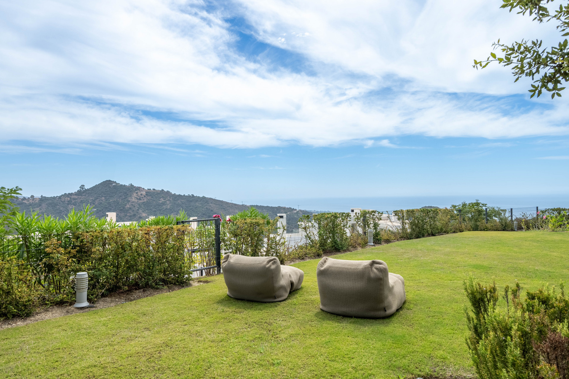 Ground floor apartment in Palo Alto, Ojen