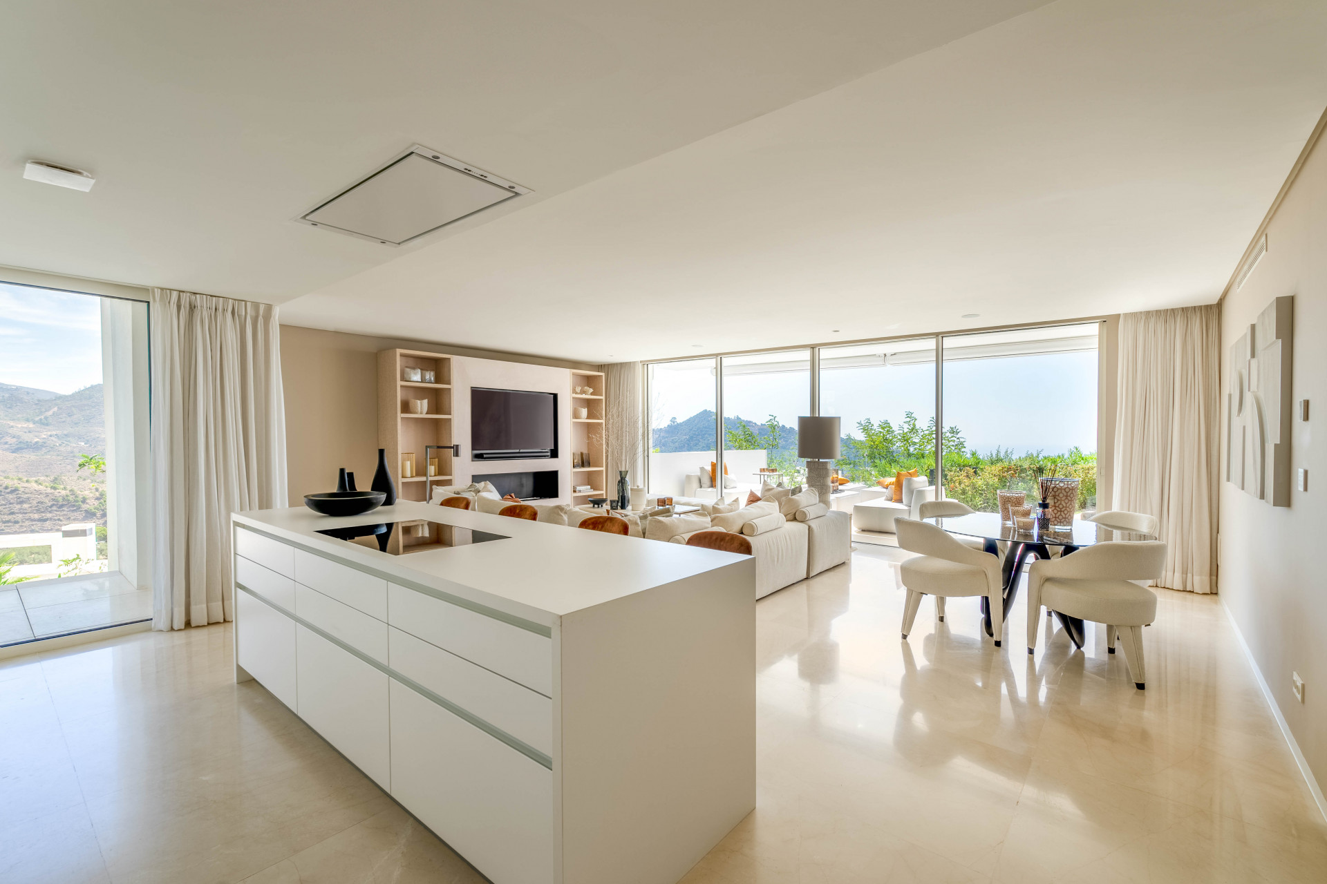Ground floor apartment in Palo Alto, Ojen
