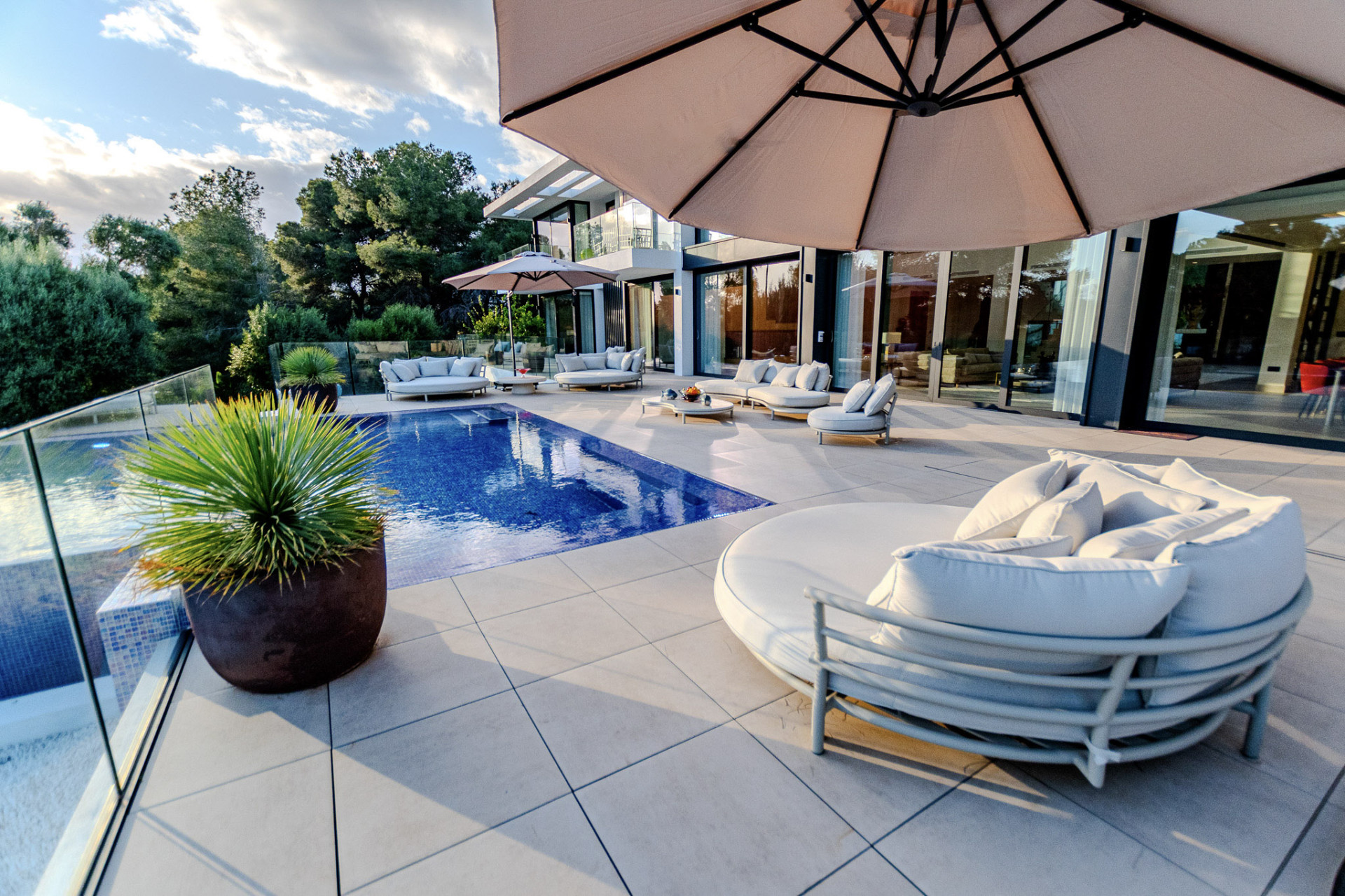 Casa La Colina – Exclusive Design Villa at the Highest Point of Kings & Queens, Sotogrande Costa
