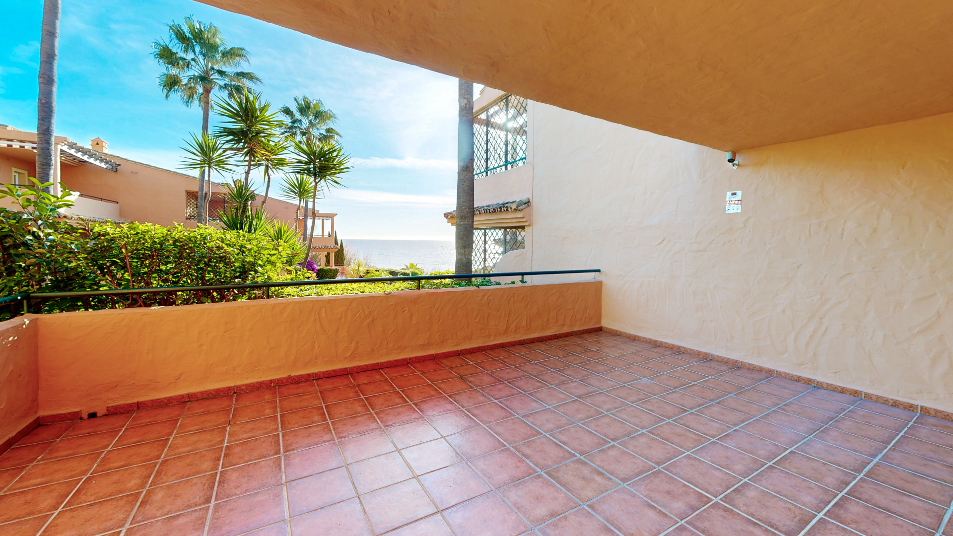 3 Bed Property For Sale in Estepona Costa Del Sol