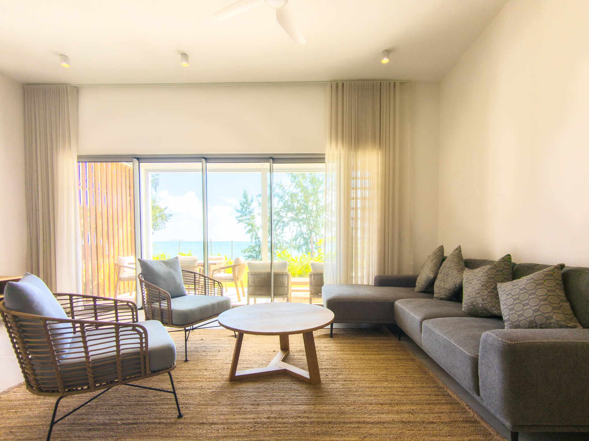 APARTMENT FOR RENT IN GRAND GAUBE