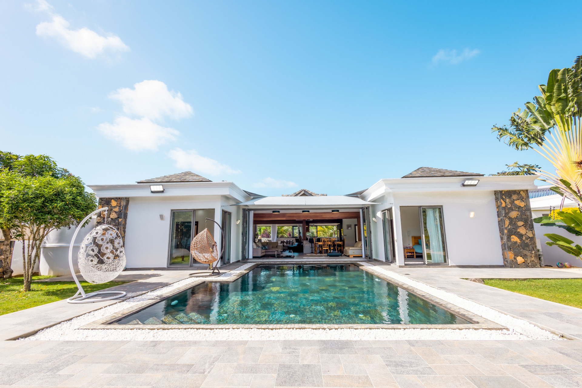 VILLA FOR SALE IN GRAND BAIE