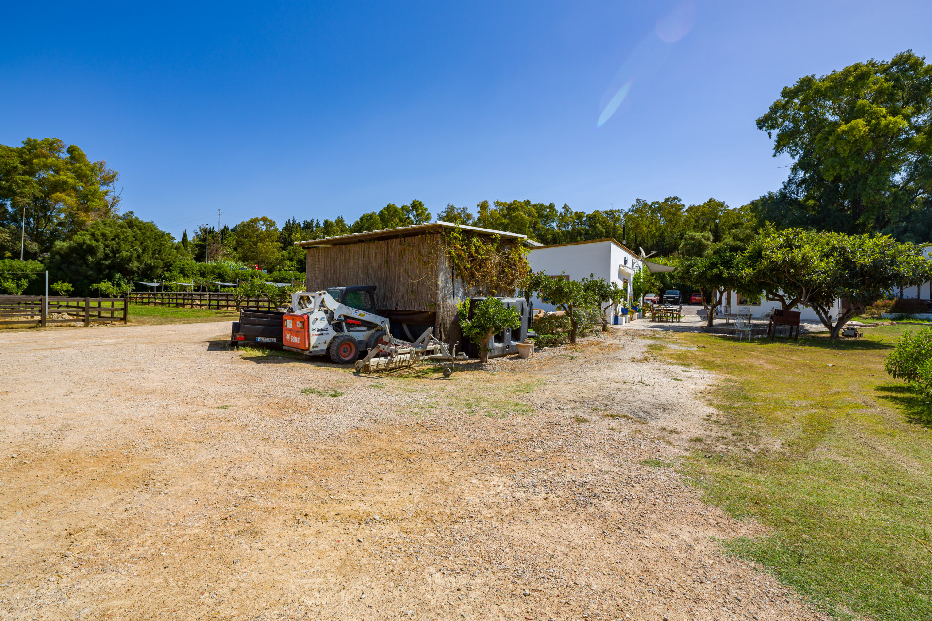 KSSIR-27902P_22745239.jpg