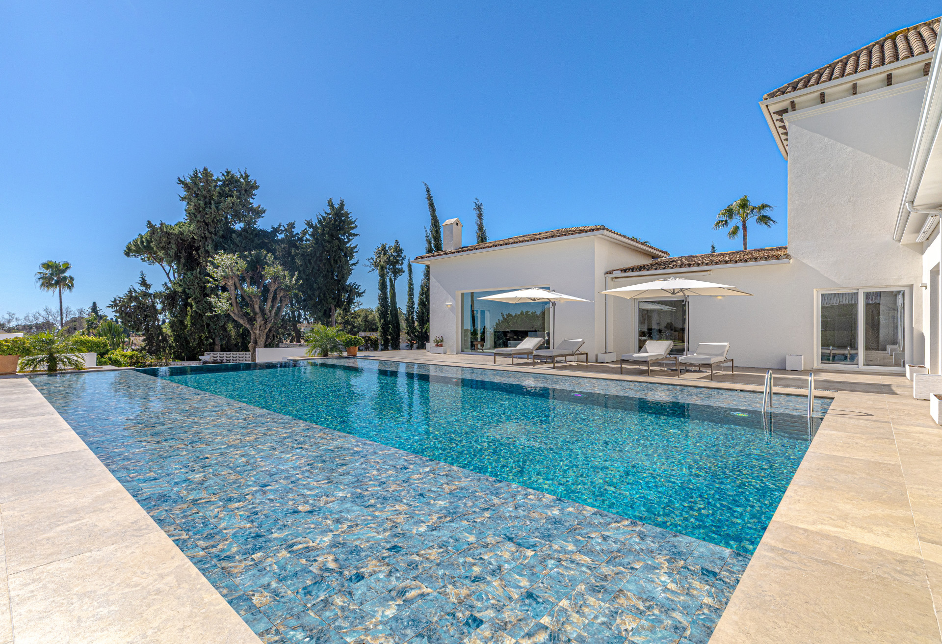 7-bedroom villa in Guadalmina Alta — frame 8