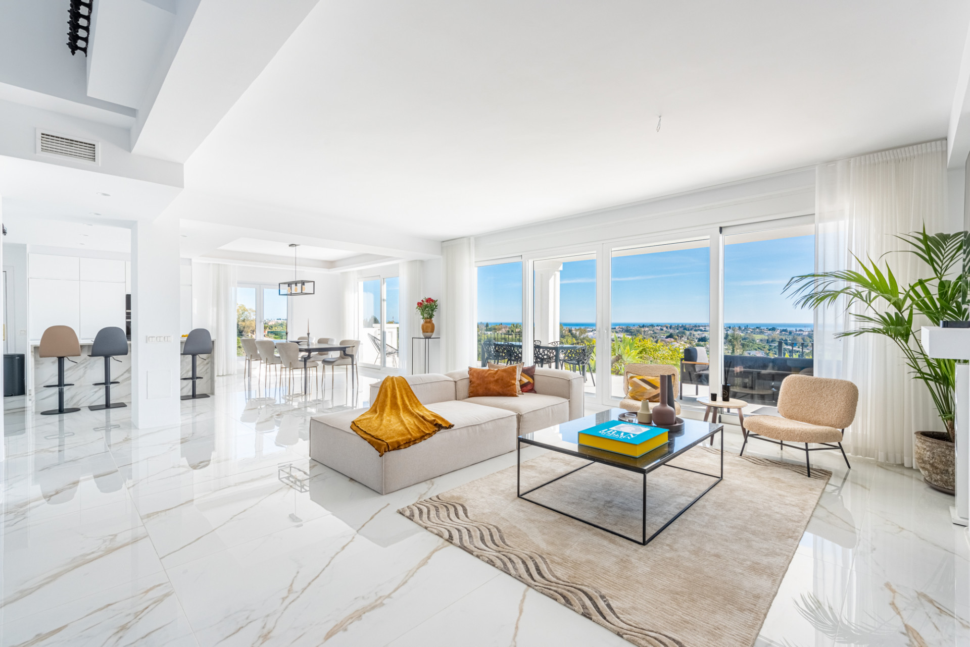 3 bed Villa For Sale in Benahavis, Malaga - 2