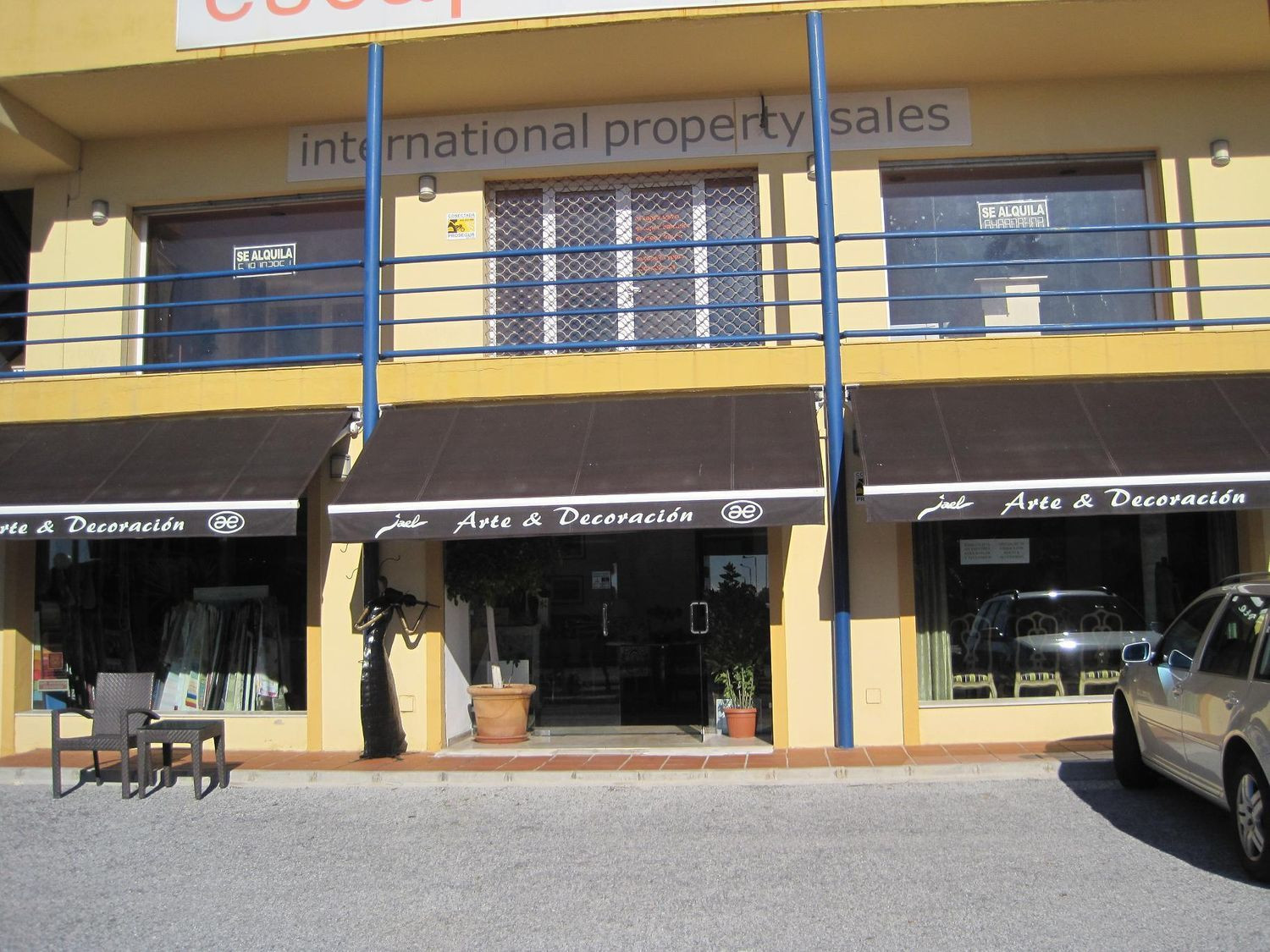 Commercial Premises for sale in Nueva Atalaya, Estepona