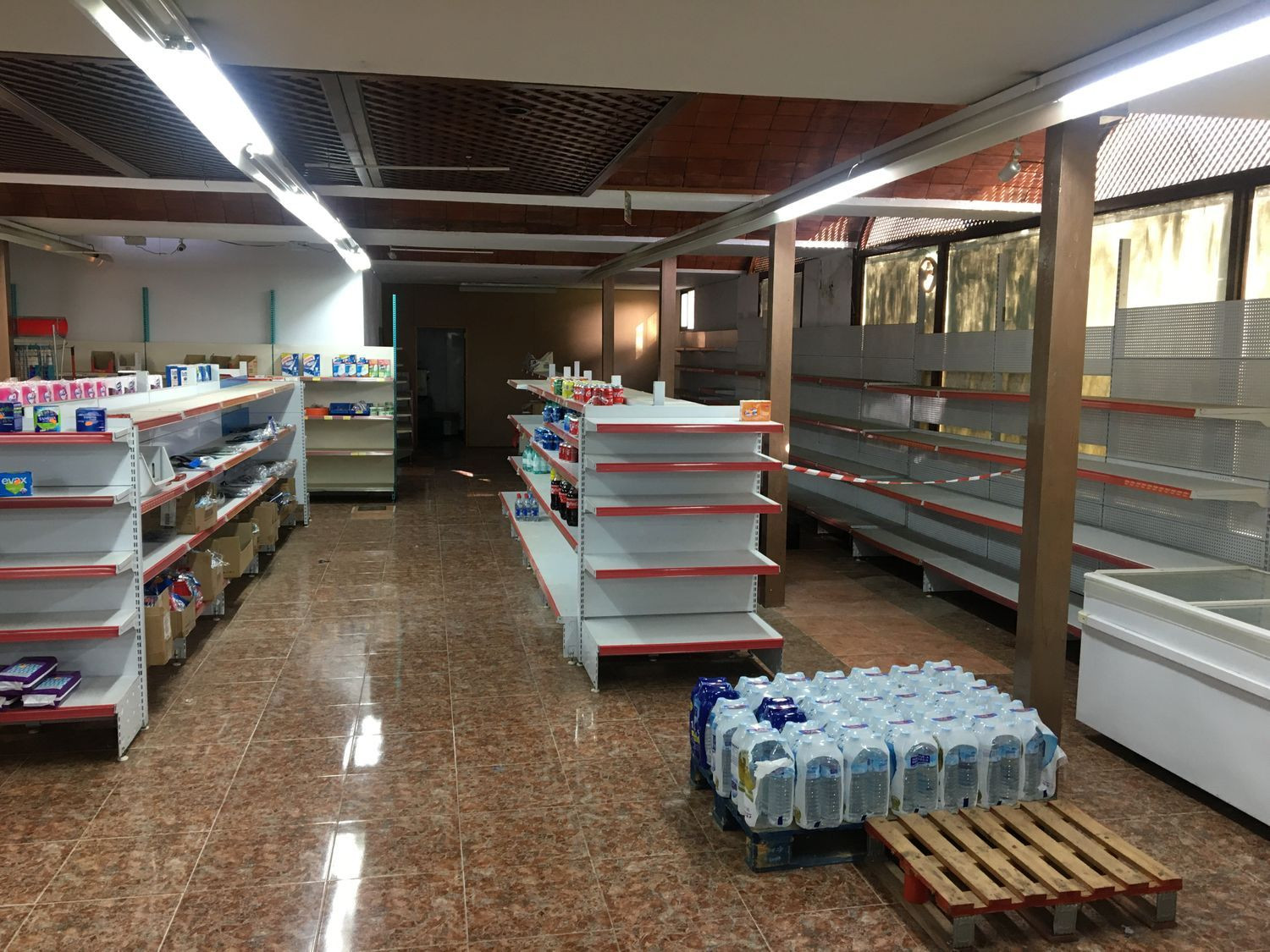 Commercial Premises for sale in Paraiso Barronal, Estepona