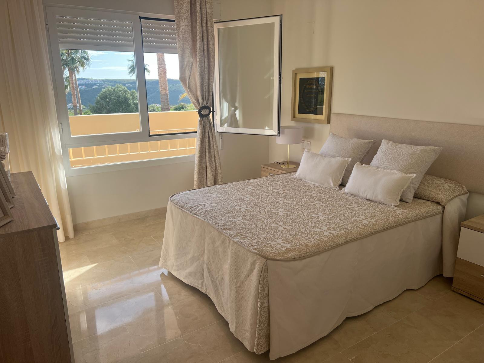 Apartment for rent in La Duquesa, Manilva