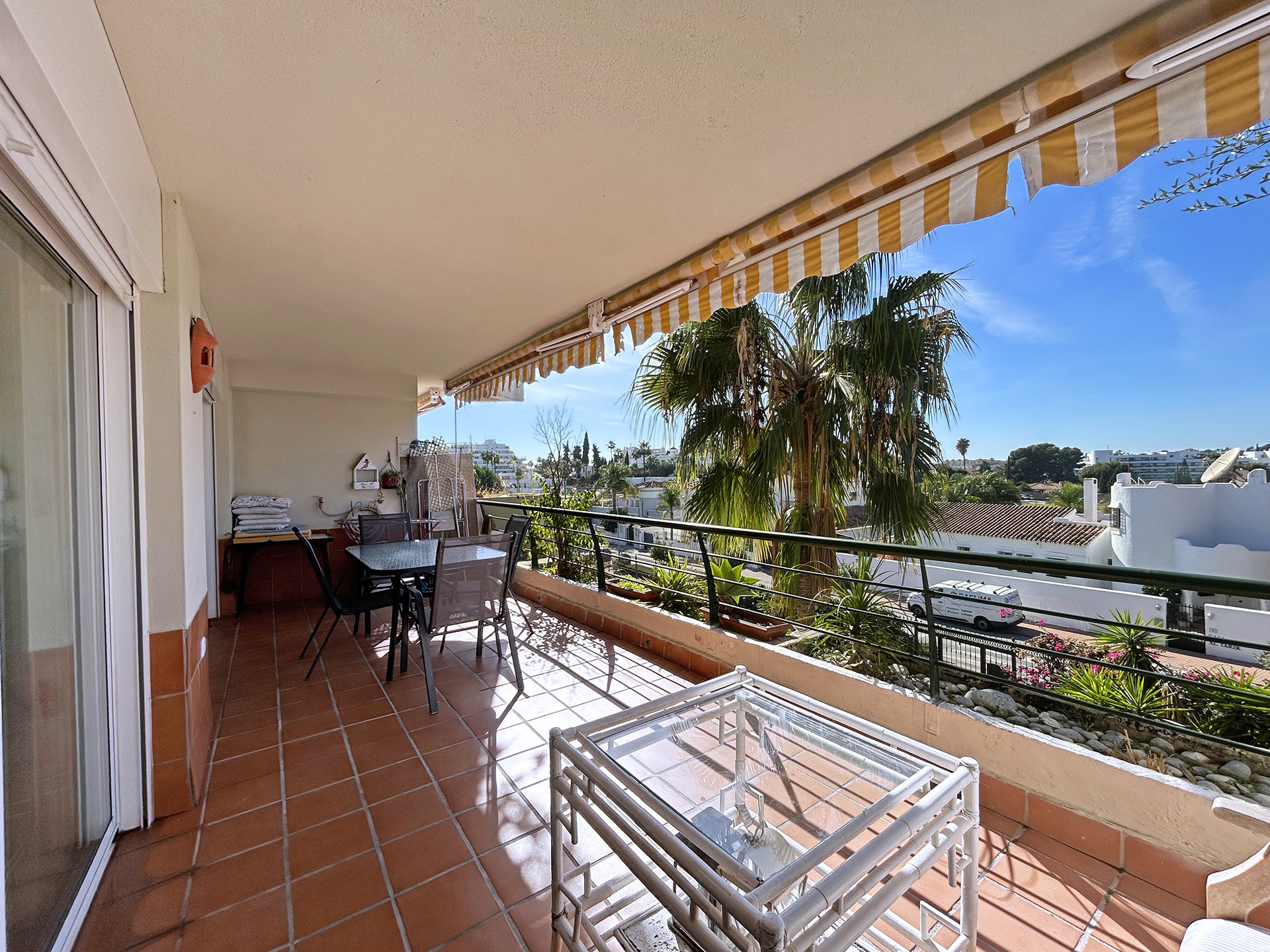 КВАРТИРЫ en San-Pedro-de-Alcantara · Campos-de-Guadalmina 389000€