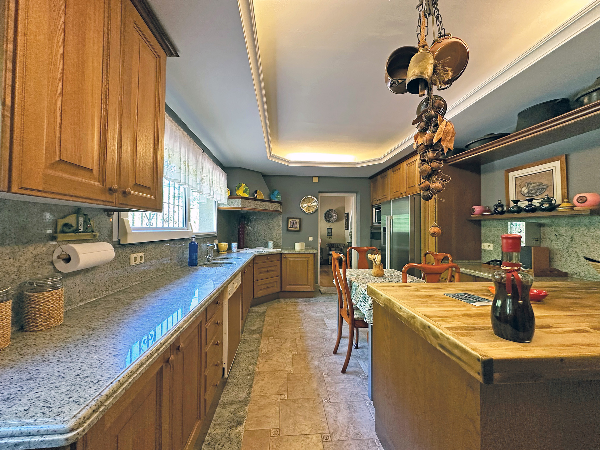 ВИЛЛЫ en Marbella · Nueva-Andalucia 2500000€