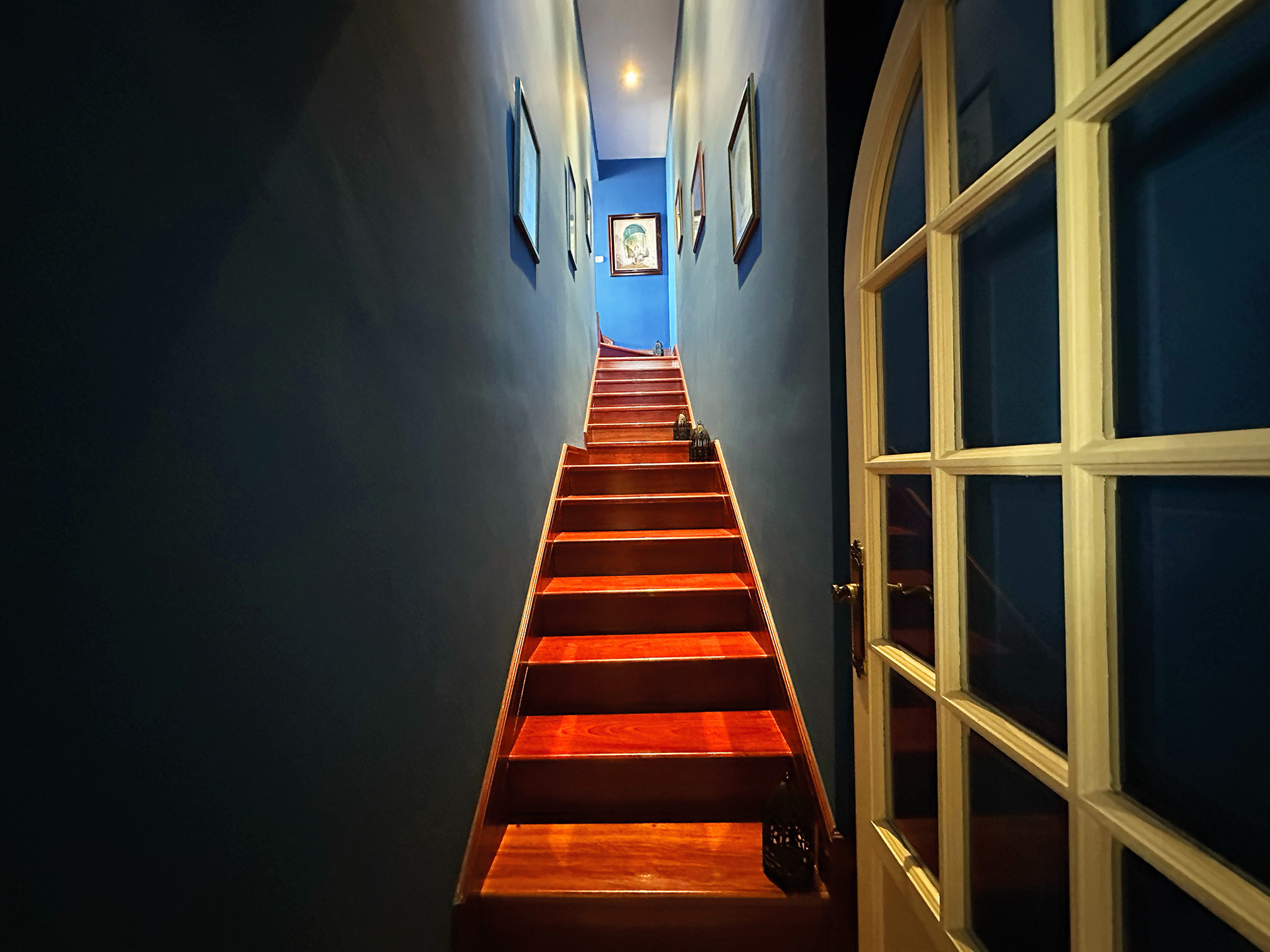 ВИЛЛЫ en Marbella · Nueva-Andalucia 2500000€