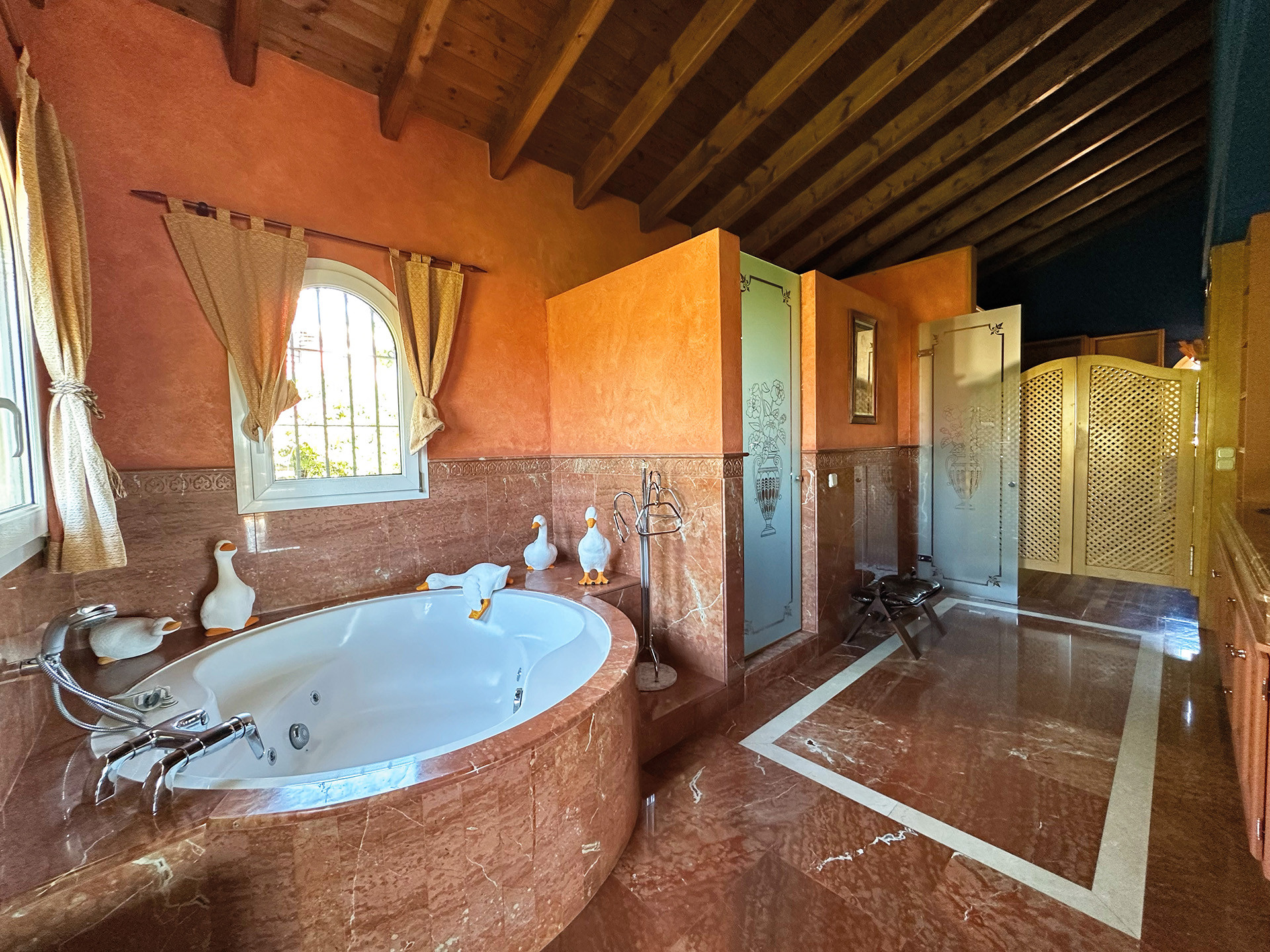 ВИЛЛЫ en Marbella · Nueva-Andalucia 2500000€