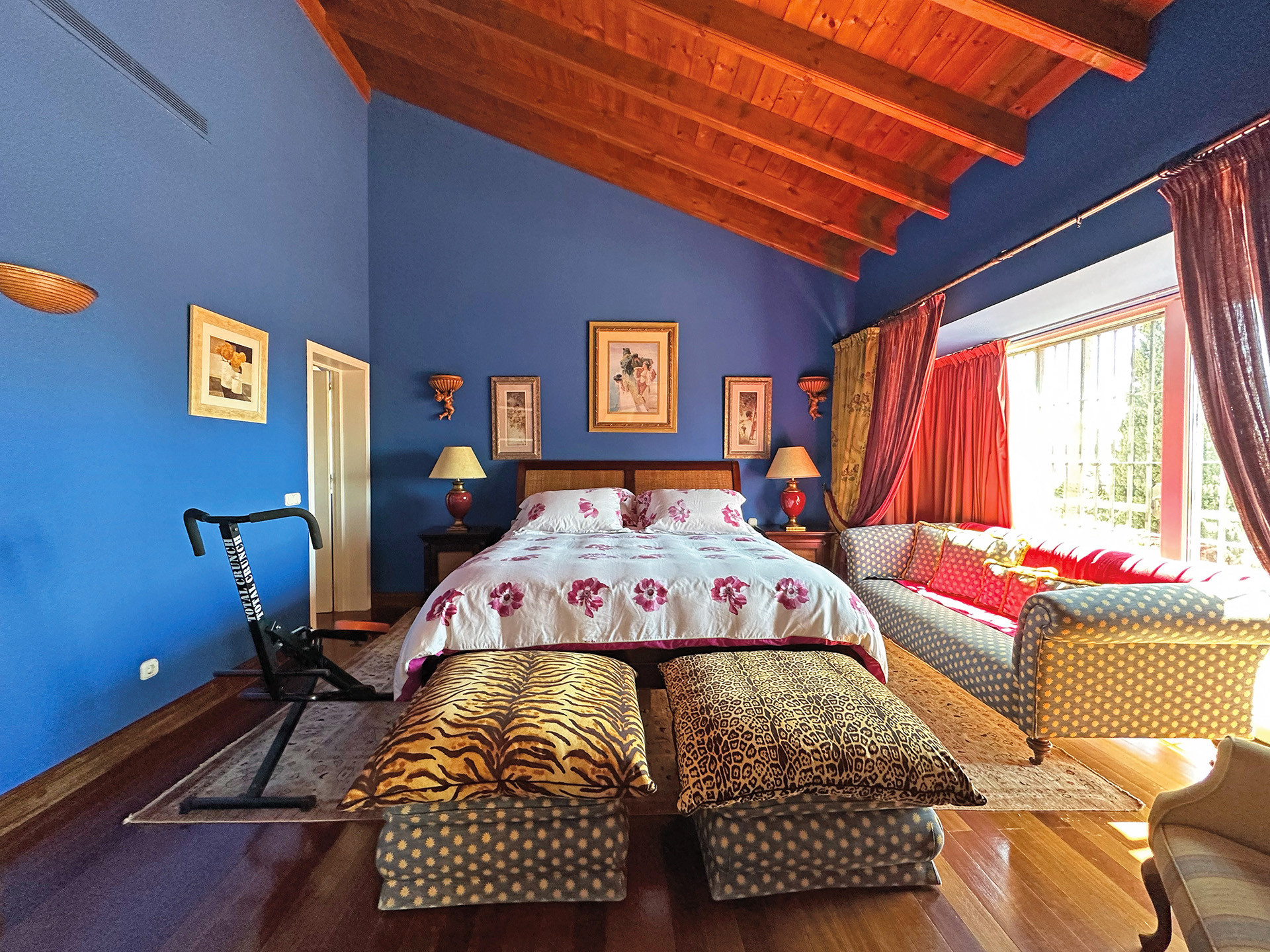 ВИЛЛЫ en Marbella · Nueva-Andalucia 2500000€