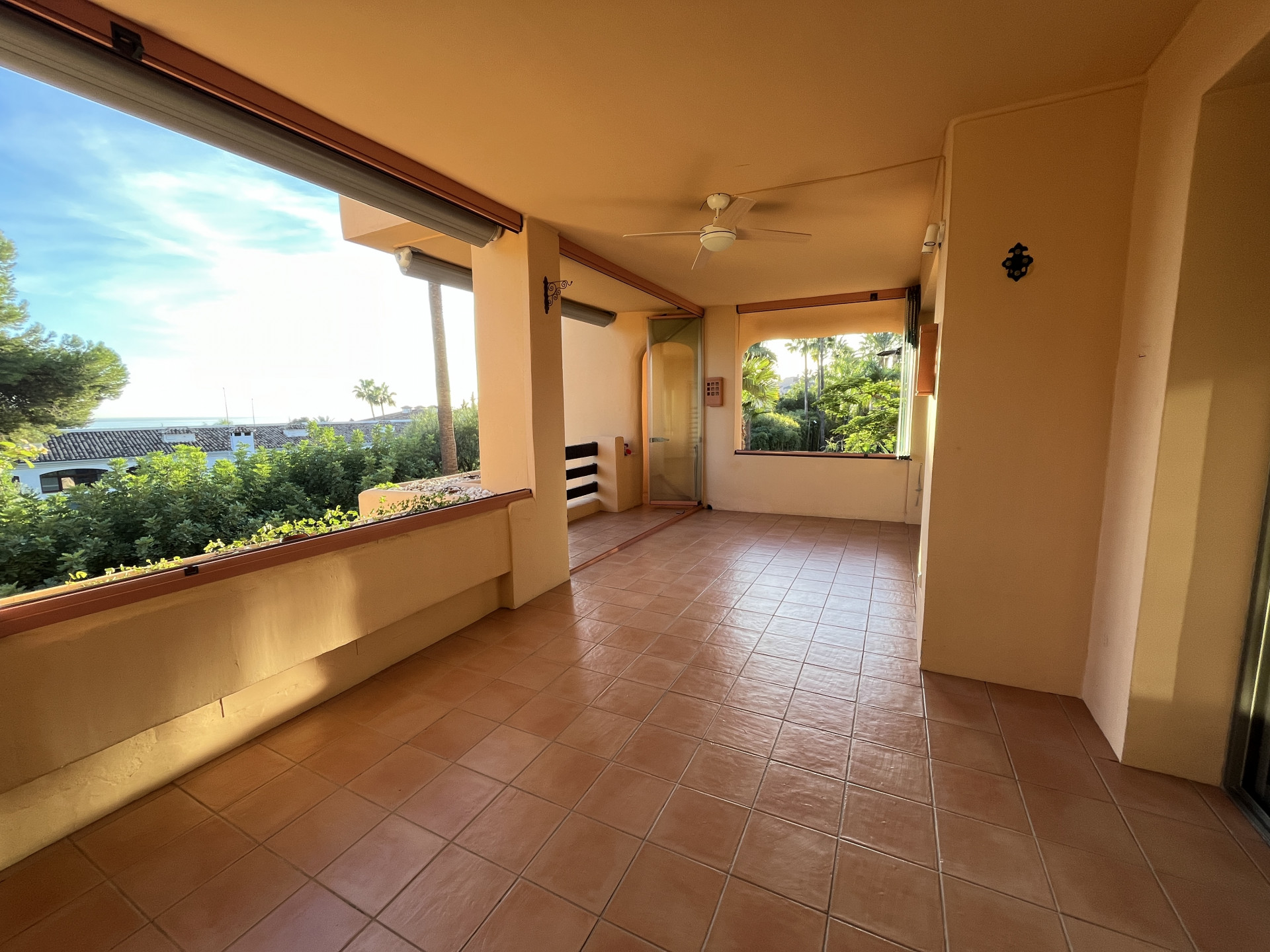 КВАРТИРЫ en Marbella · Marbella-Golden-Mile---Mansion-Club 1350000€