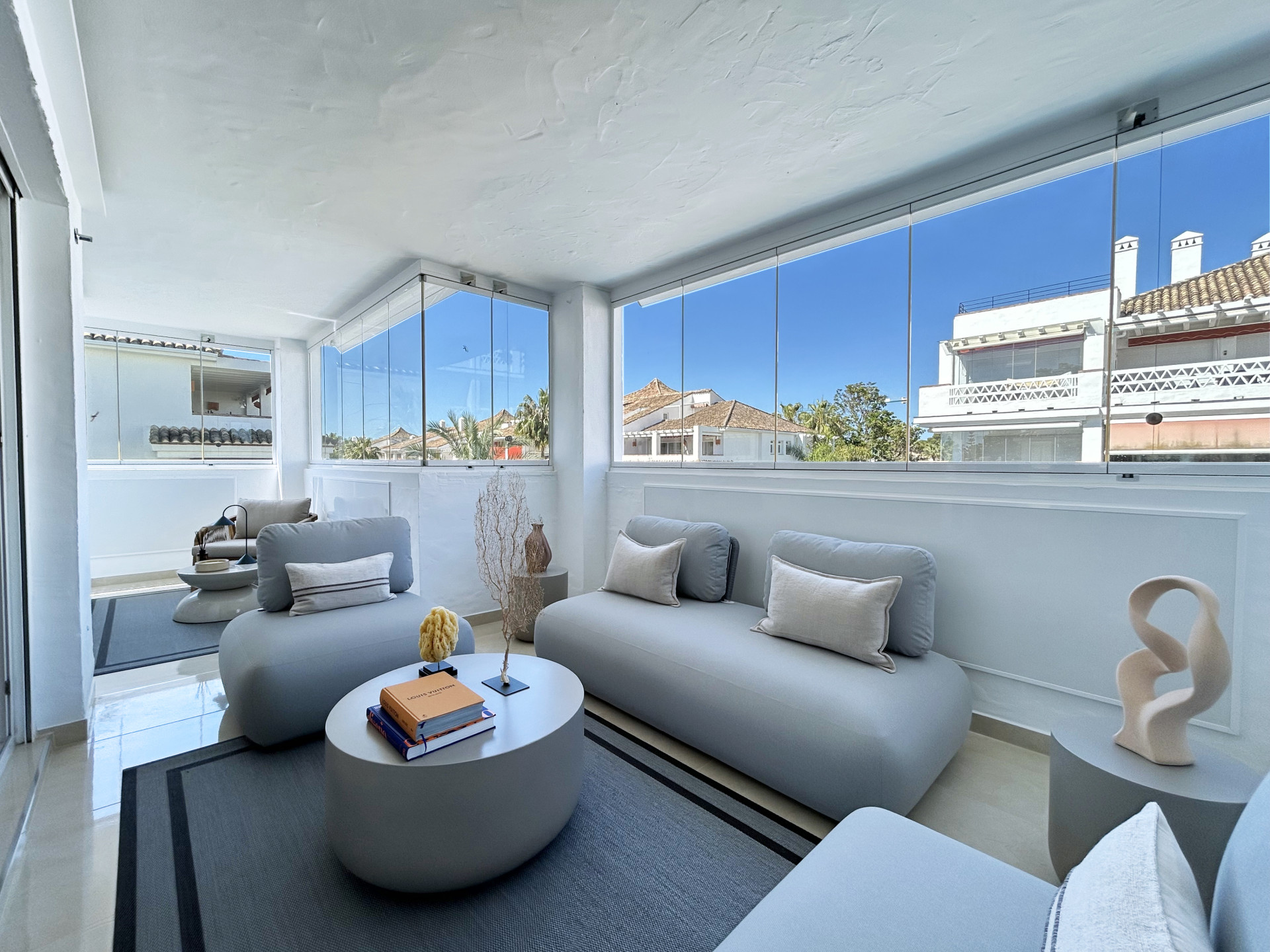 КВАРТИРЫ en Marbella · Marbella-Golden-Mile---Las-Cañas 1350000€