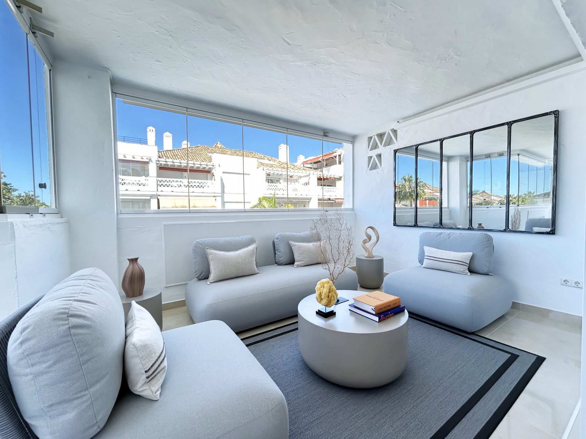 КВАРТИРЫ en Marbella · Marbella-Golden-Mile---Las-Cañas 1350000€