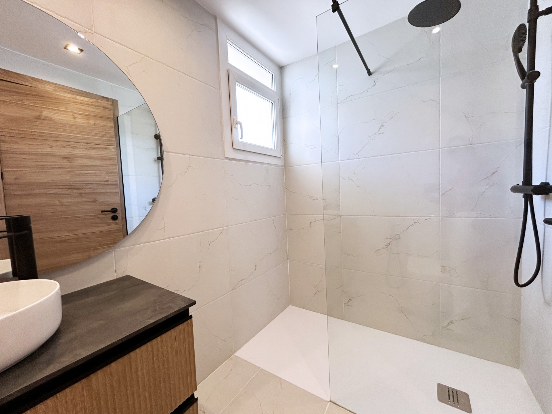 КВАРТИРЫ en Marbella · Marbella-Golden-Mile---Las-Cañas 1350000€