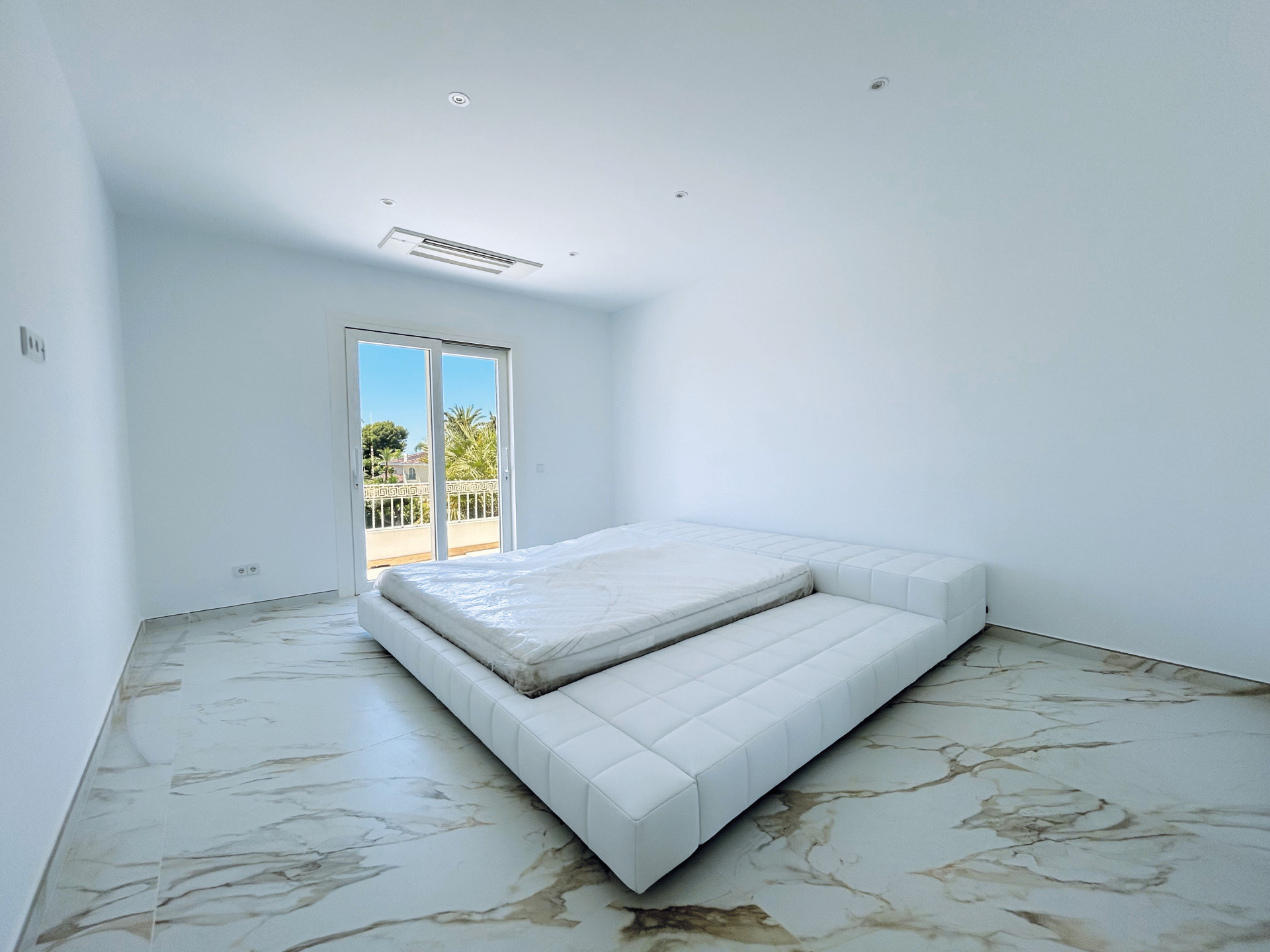 ВИЛЛЫ en Marbella · Marbella-Este---Los-Monteros 4500000€