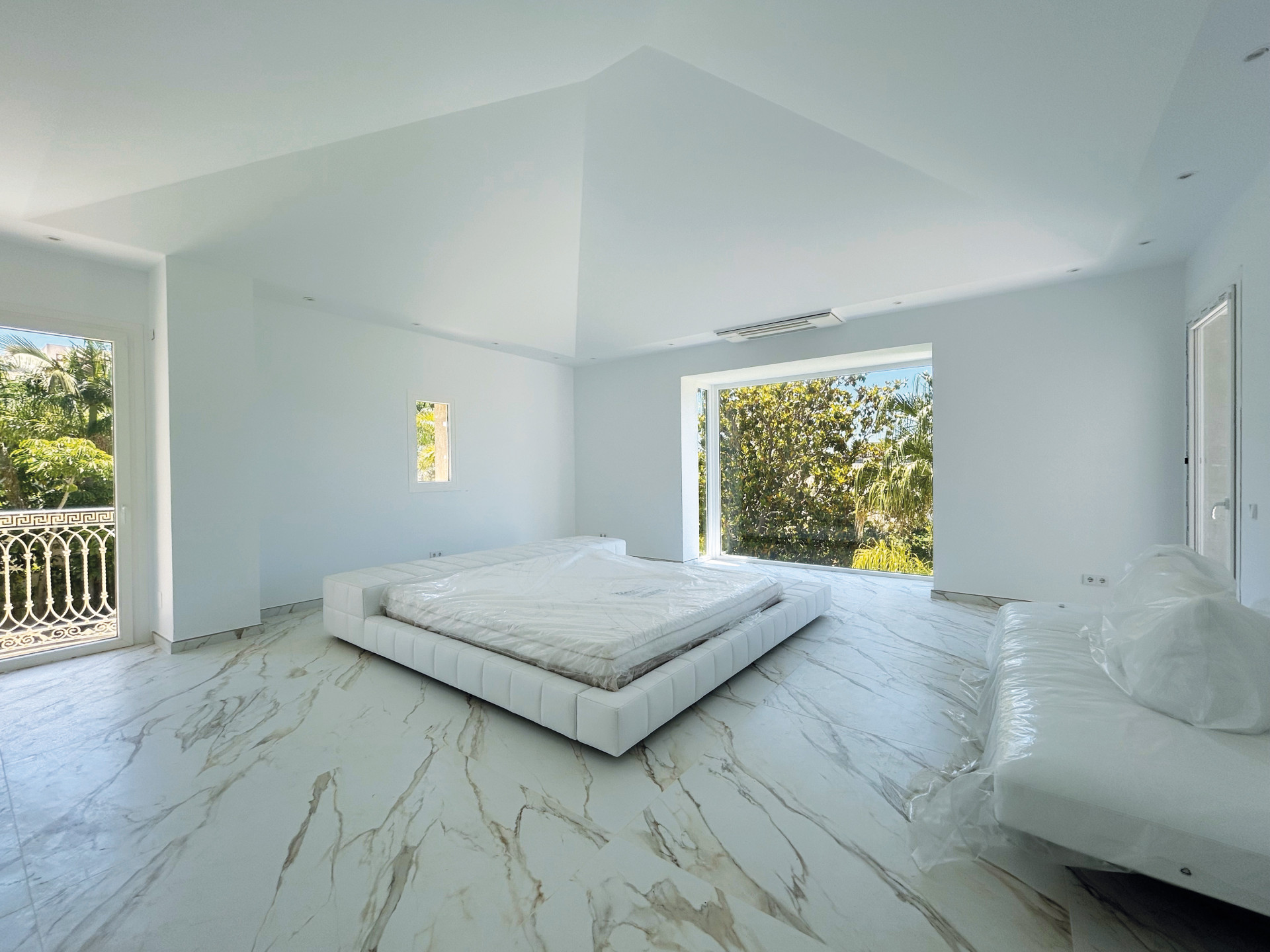 ВИЛЛЫ en Marbella · Marbella-Este---Los-Monteros 4500000€