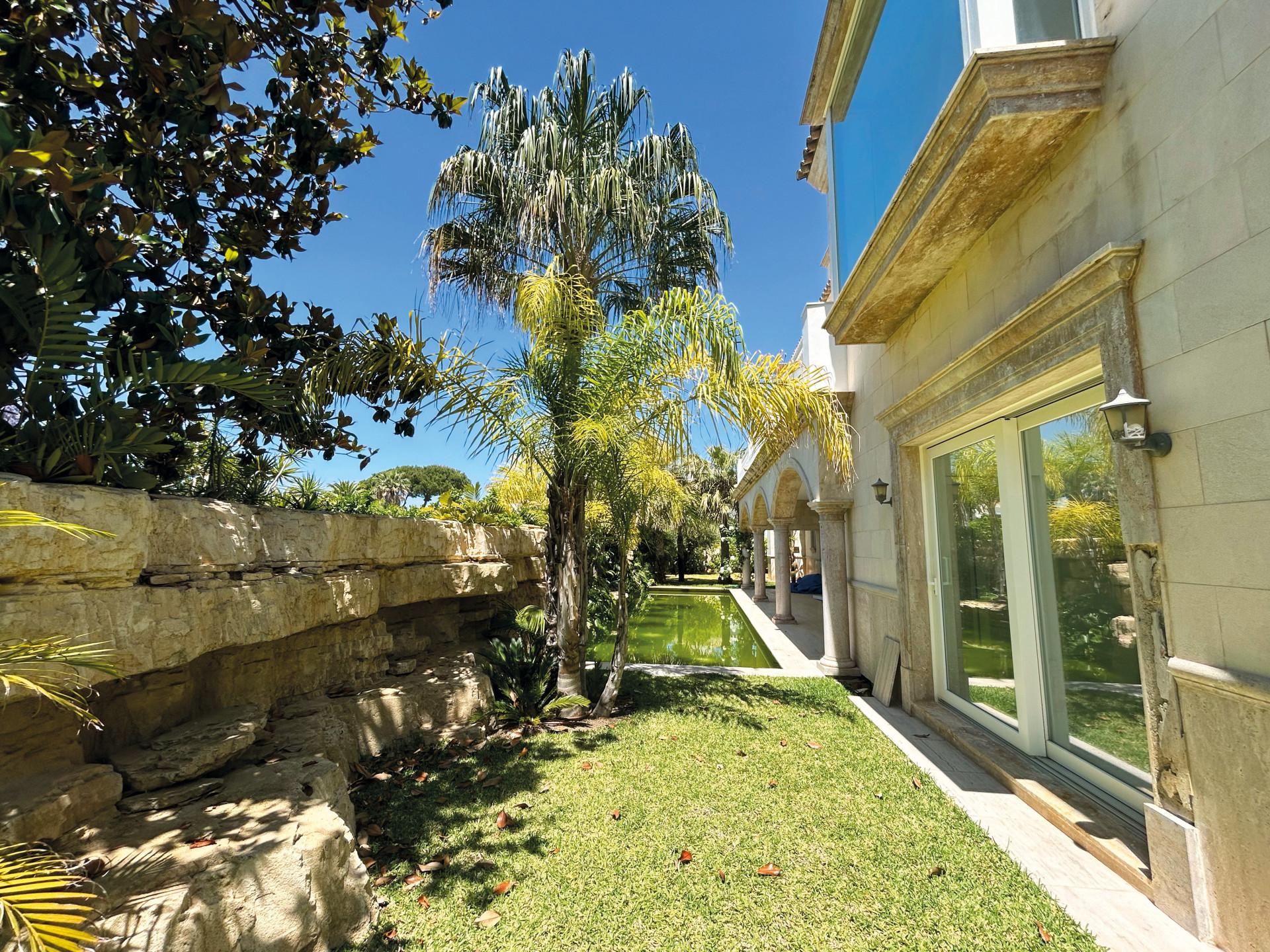 ВИЛЛЫ en Marbella · Marbella-Este---Los-Monteros 4500000€