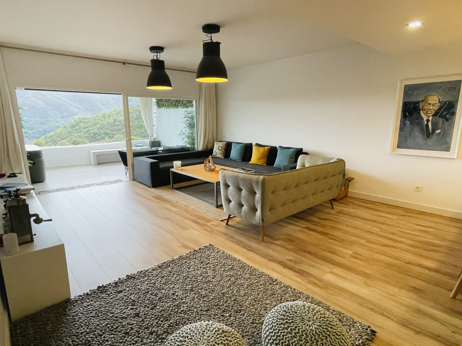 ДОМА-В-ДЕРЕВНЕ en Istan · Zahara-de-Istan 1195000€