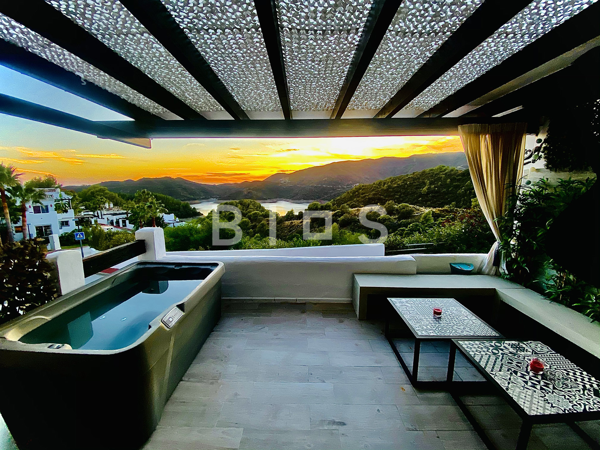 casas-de-pueblo en istan · zahara-de-istan 1195000€