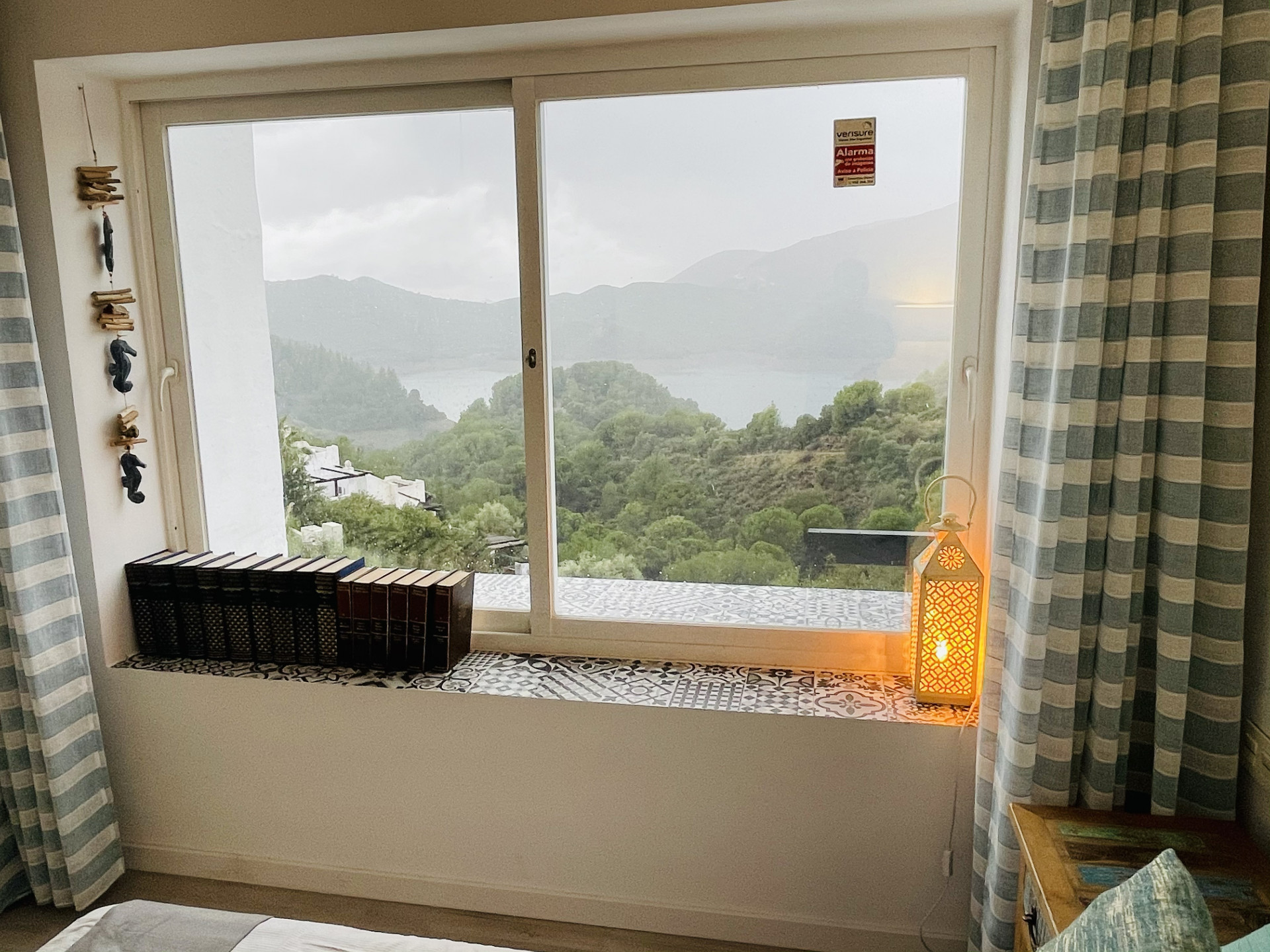 ДОМА-В-ДЕРЕВНЕ en Istan · Zahara-de-Istan 1195000€