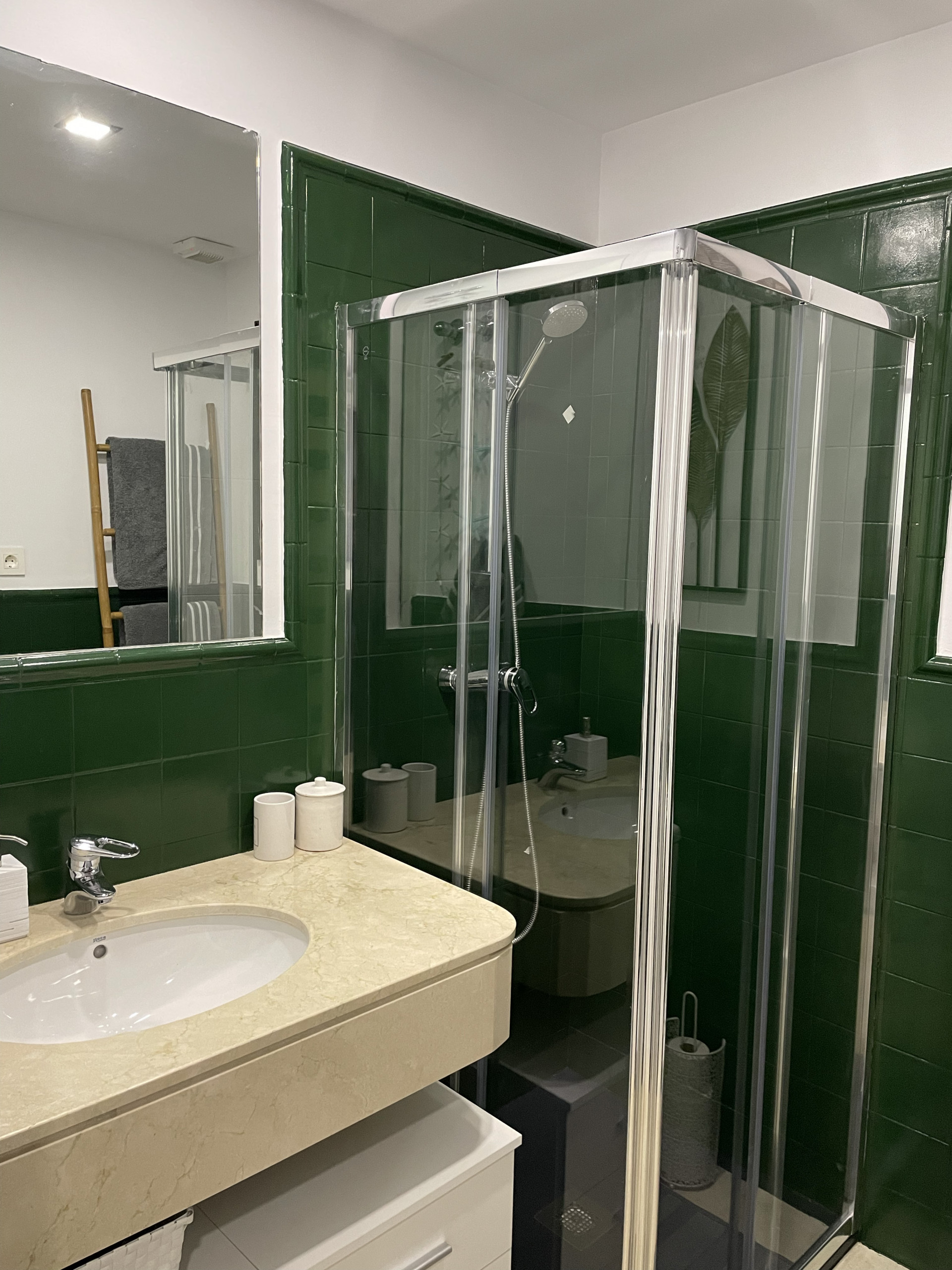 ДОМА-В-ДЕРЕВНЕ en Istan · Zahara-de-Istan 1195000€