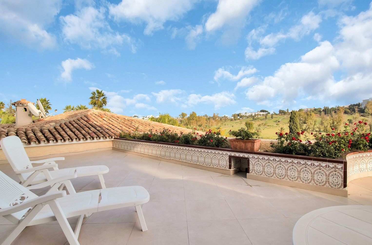 Villa in Paraiso Alto