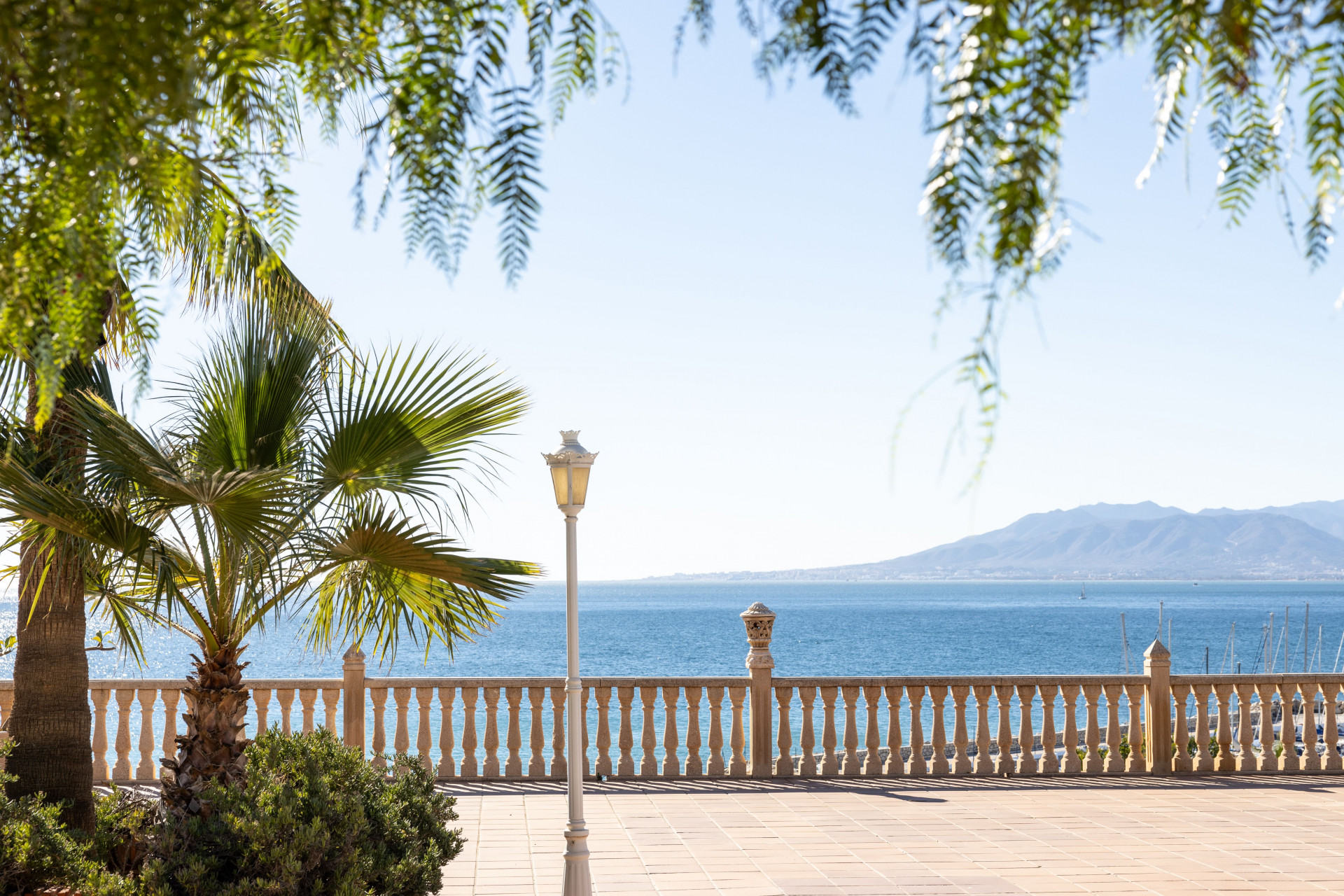 Villa in Malaga - Este