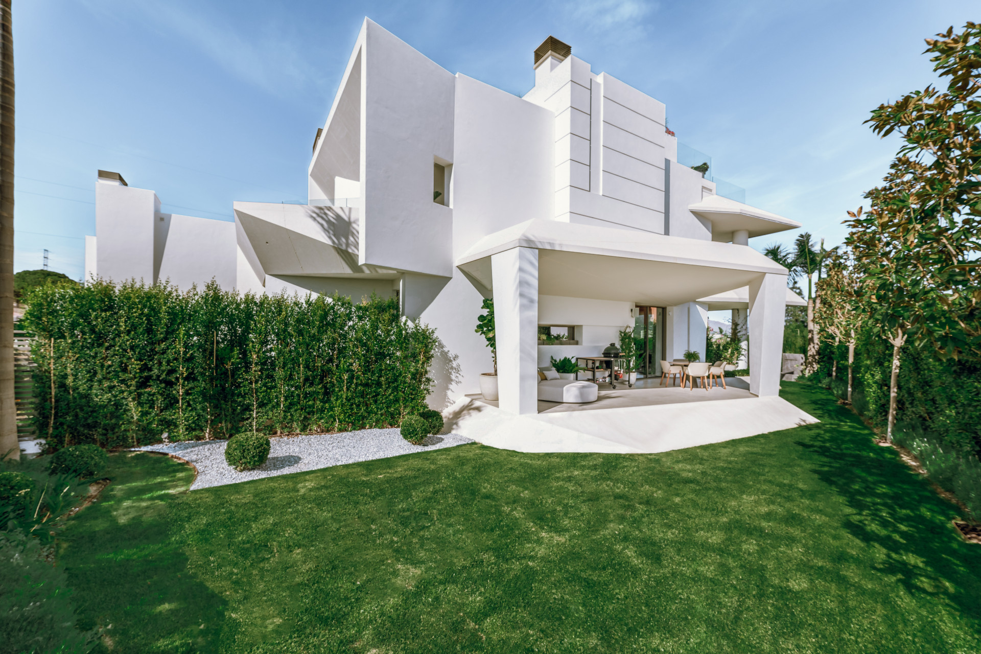 Modern villa in a small exclusive gated community in Nueva Andalucia 