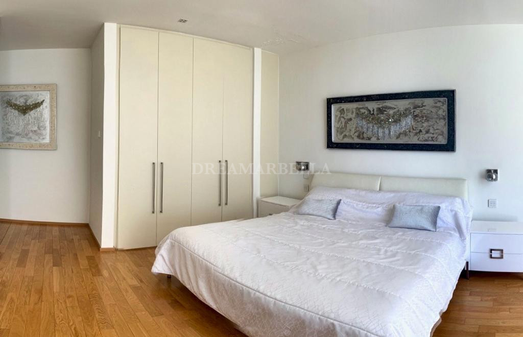 Semi Detached House in Marbella Golden Mile