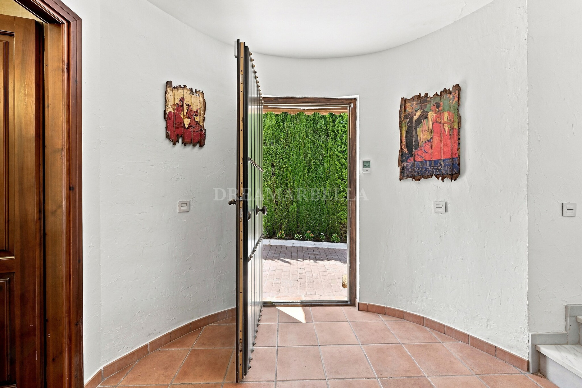Villa in Estepona East