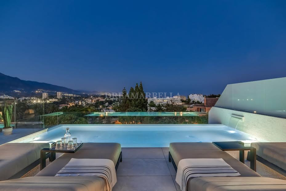 Town House in Nueva Andalucia