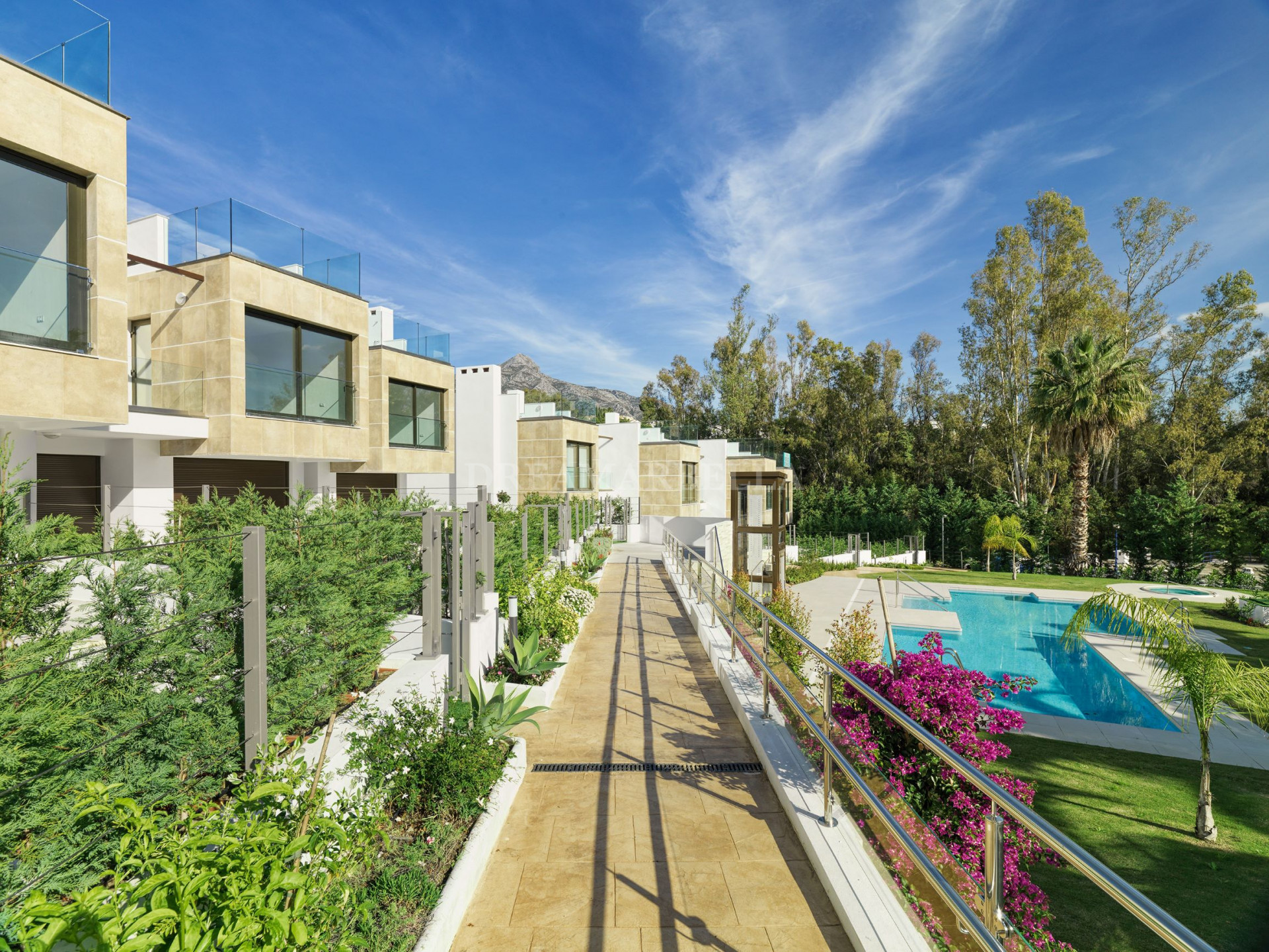 Town House in Nueva Andalucia