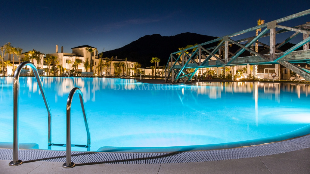 Apartment in Altos de Estepona