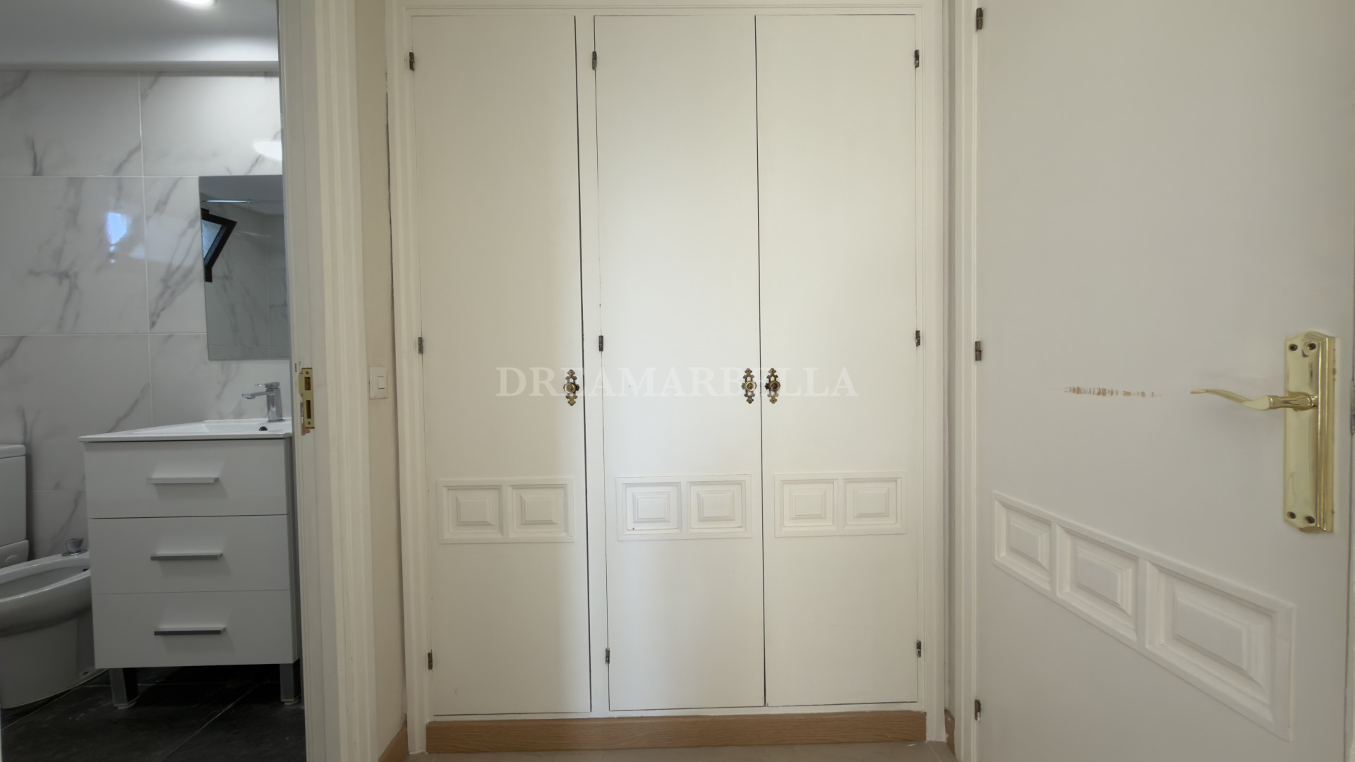 Apartment in Estepona East