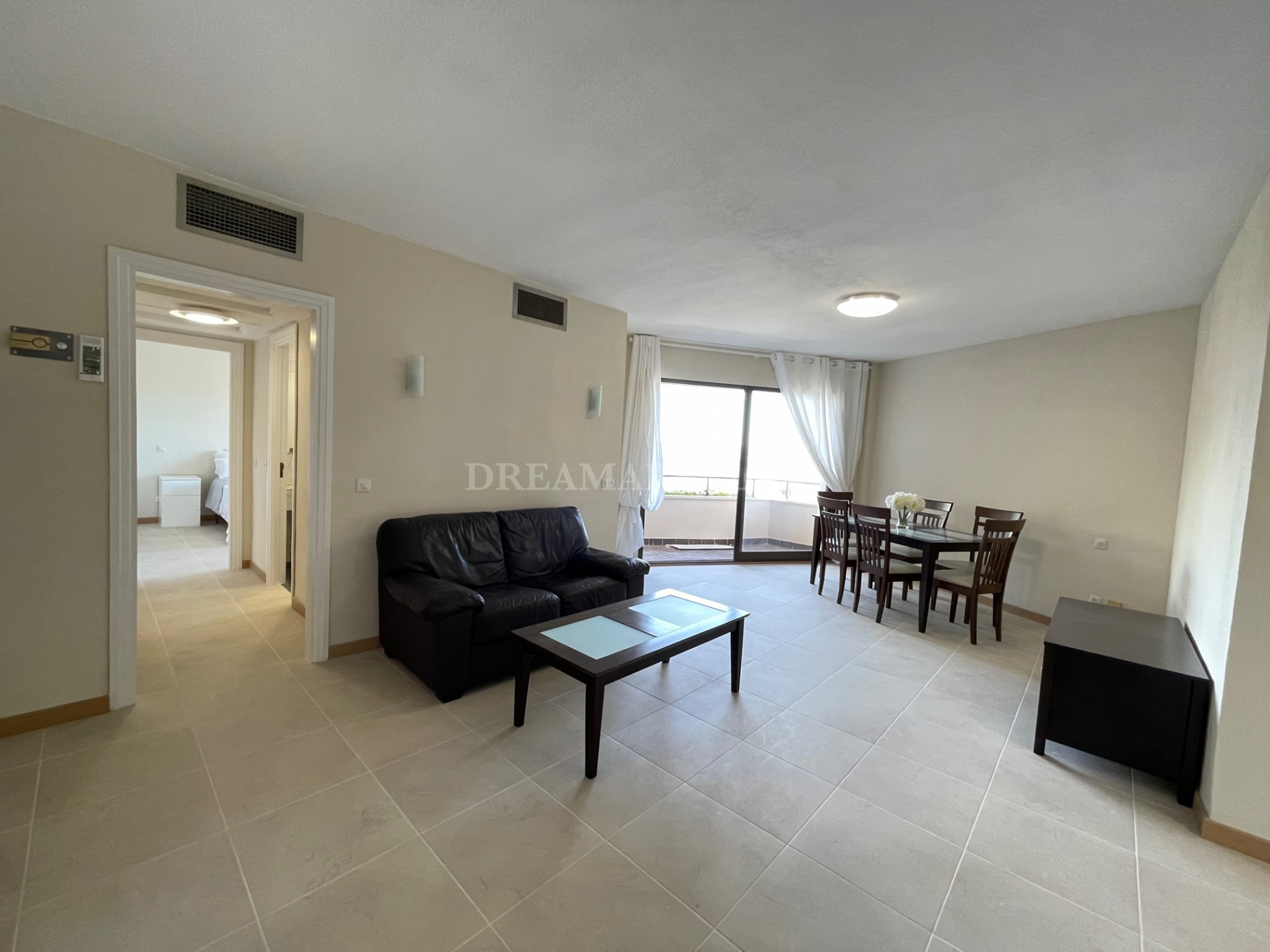 Apartment in Estepona East
