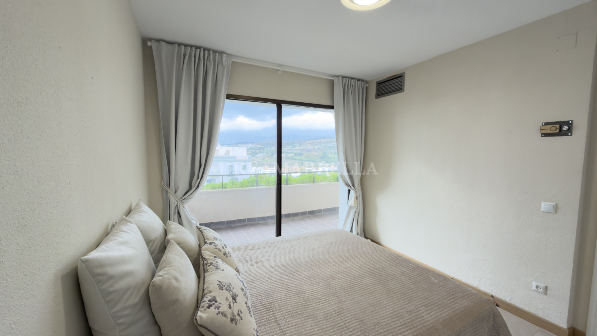 Apartment in Estepona East