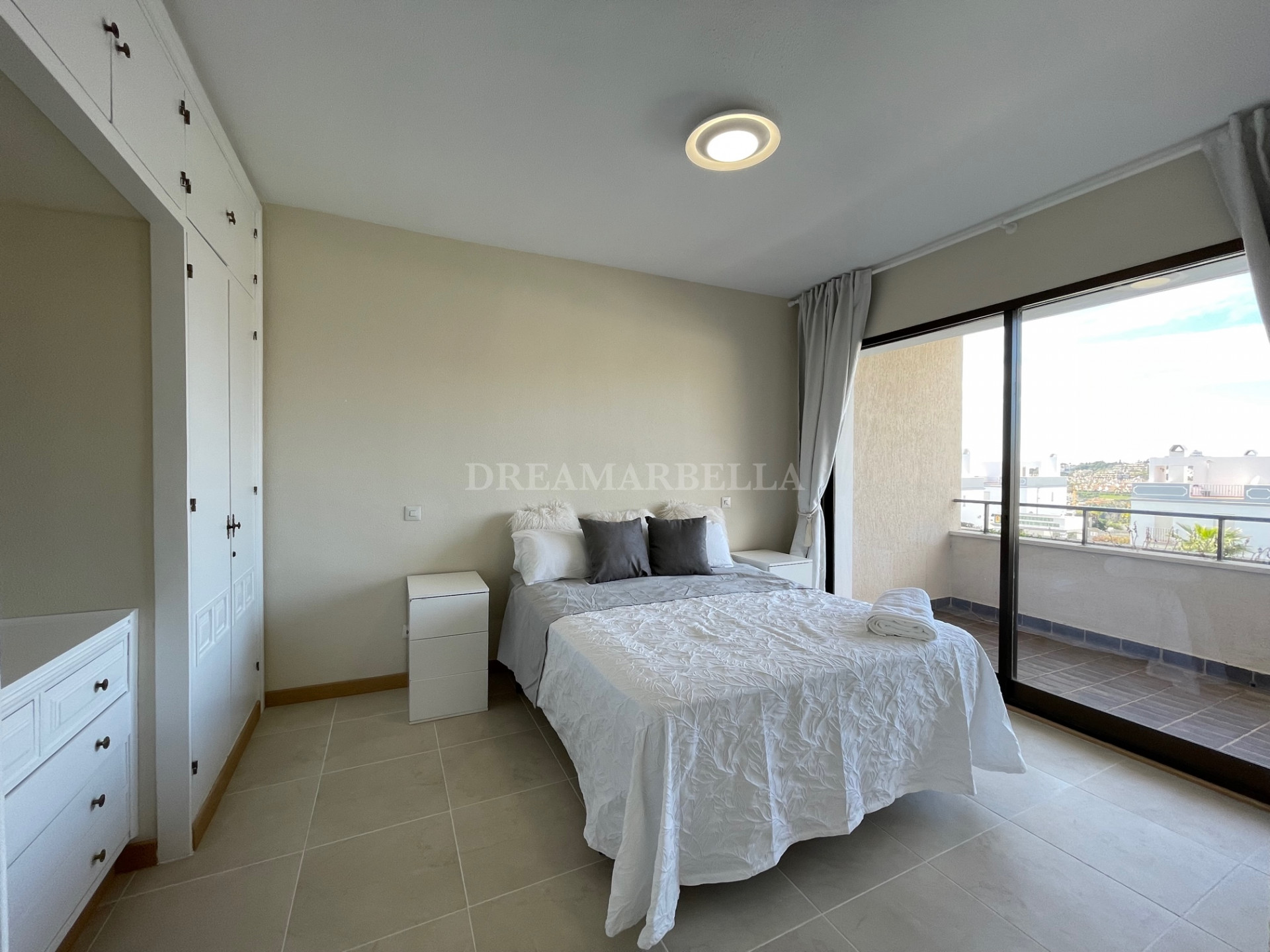 Apartment in Estepona East