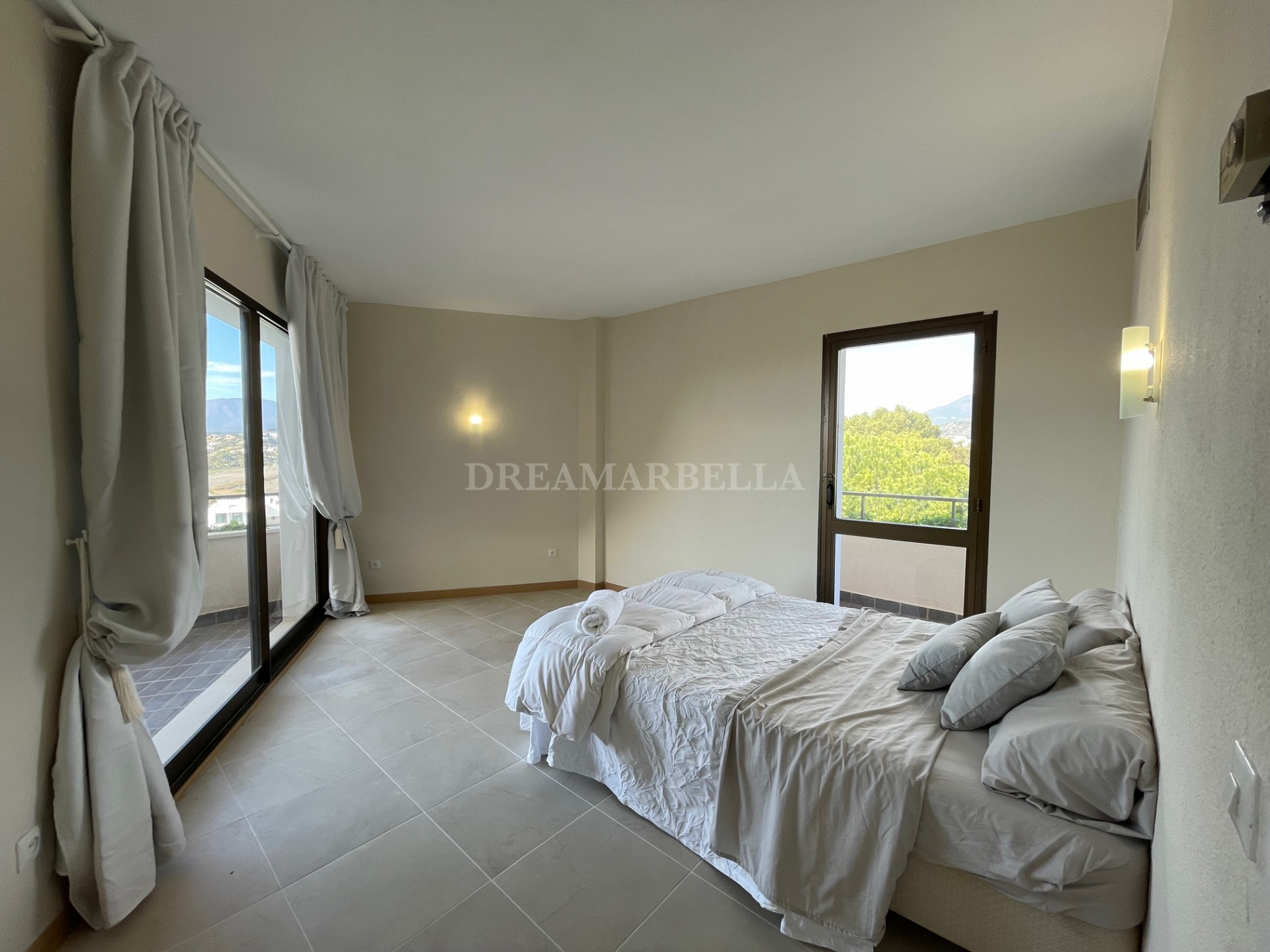 Apartment in Estepona East
