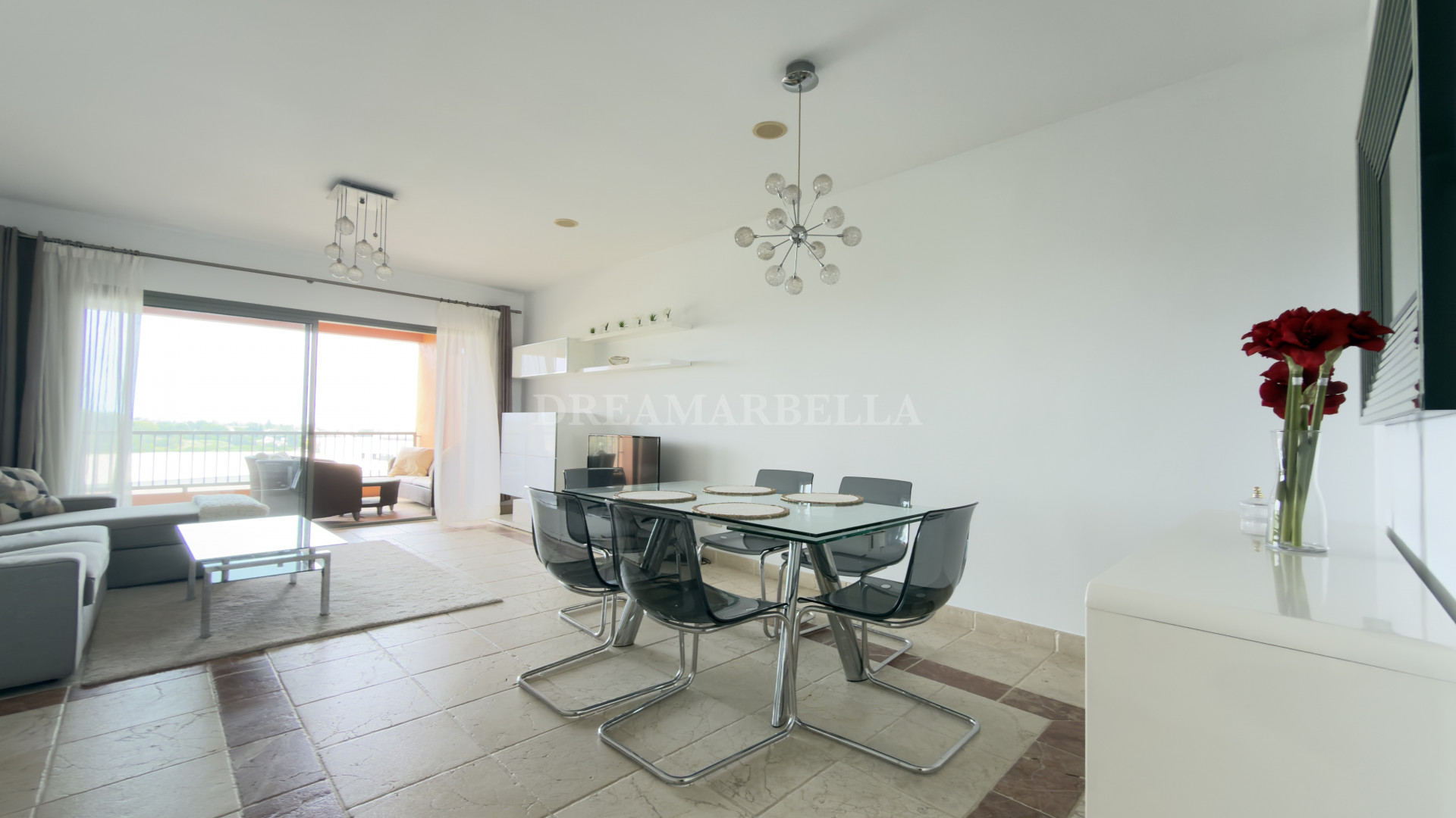 Apartment in Estepona East