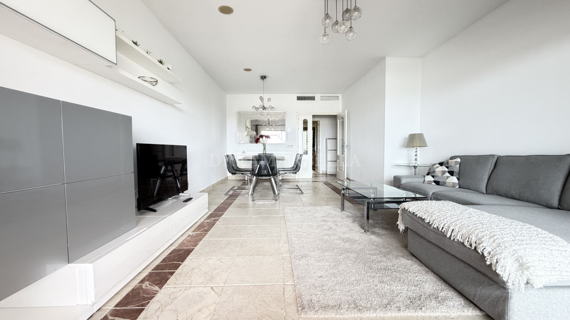 Apartment in Estepona East