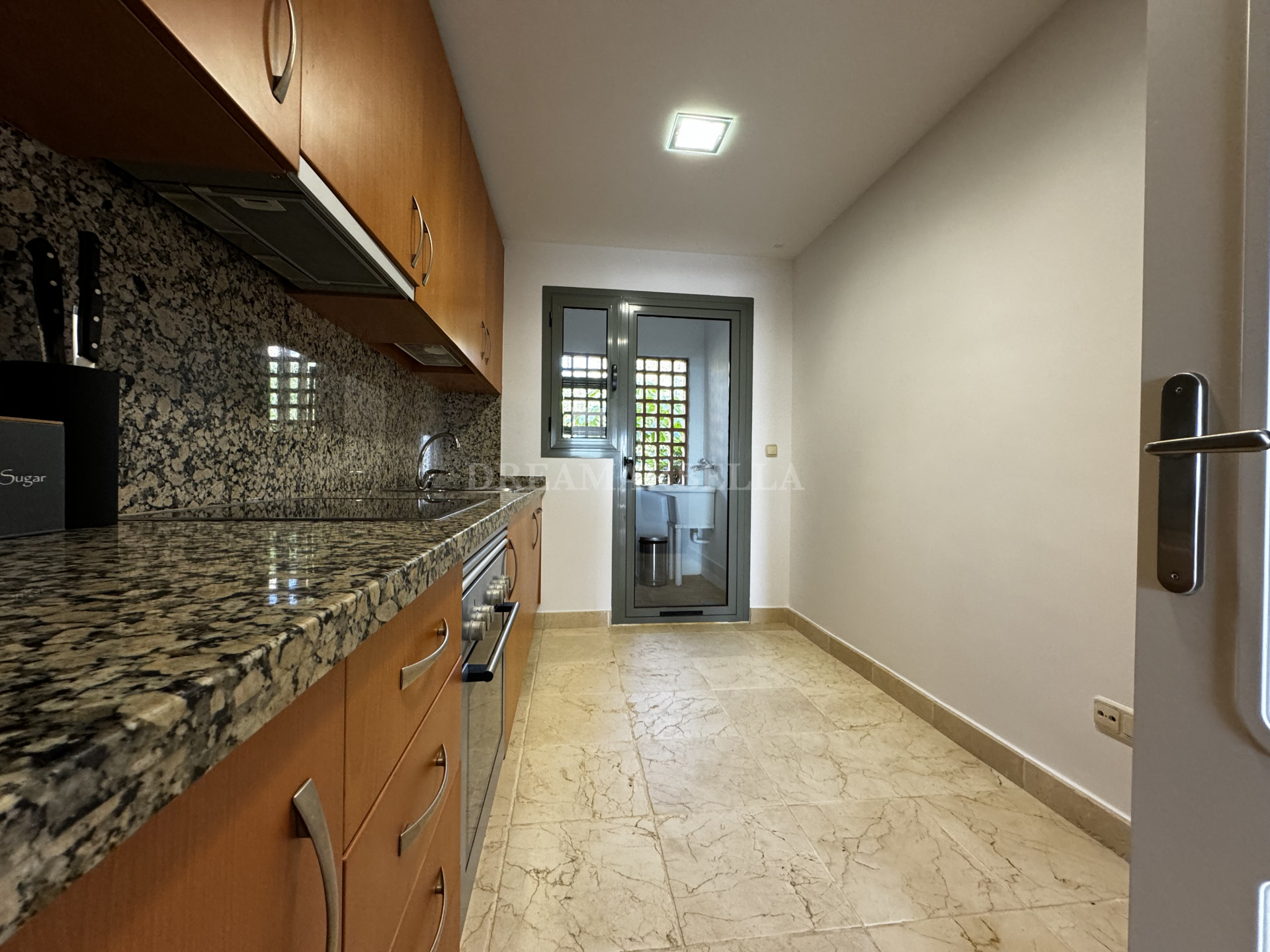 Apartment in Estepona East