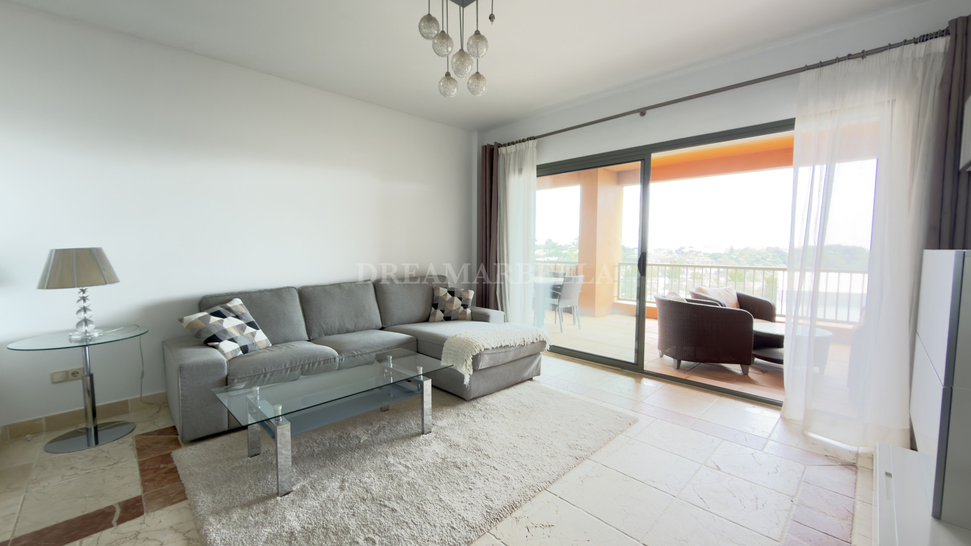Apartment in Estepona East