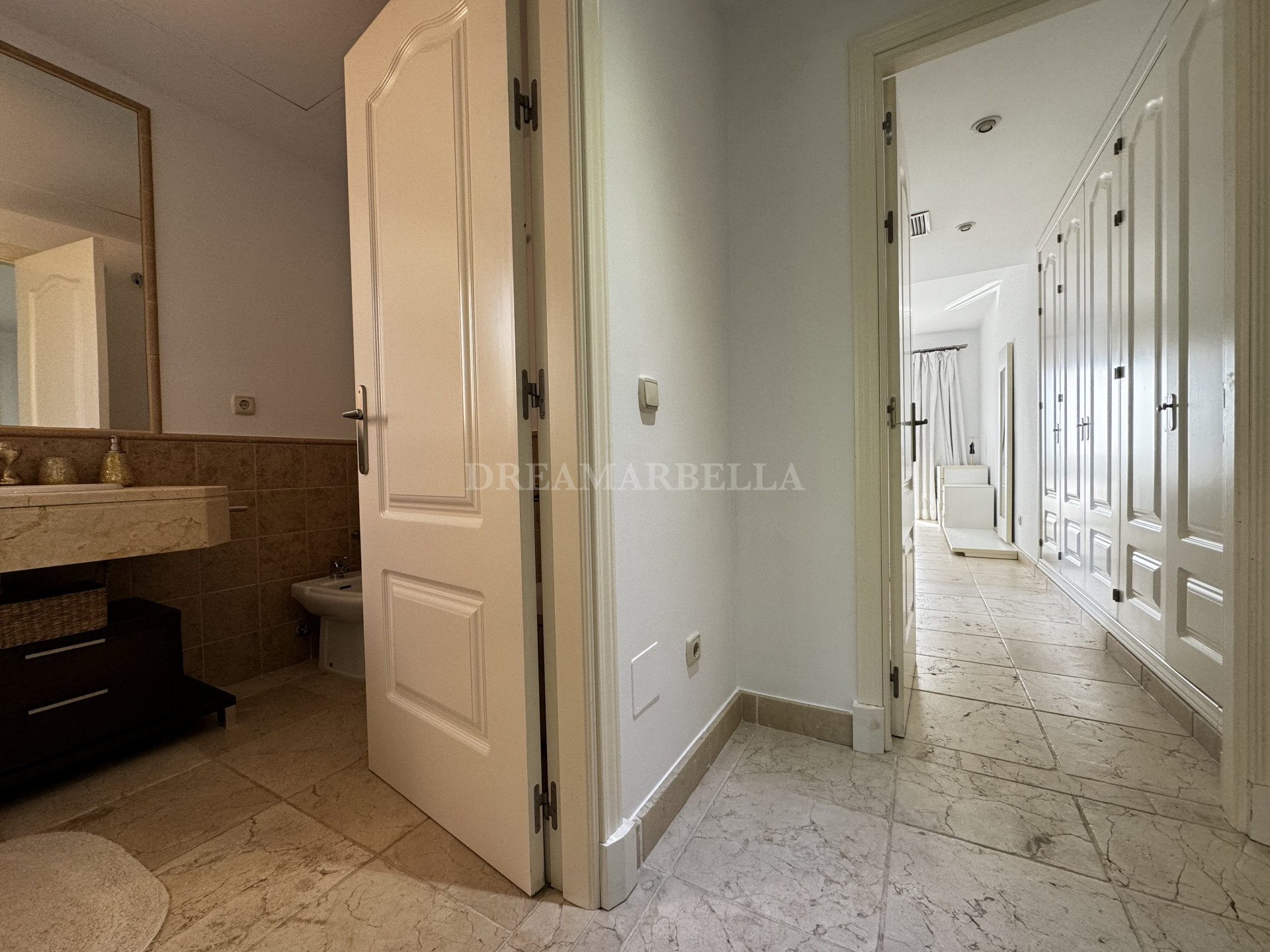 Apartment in Estepona East